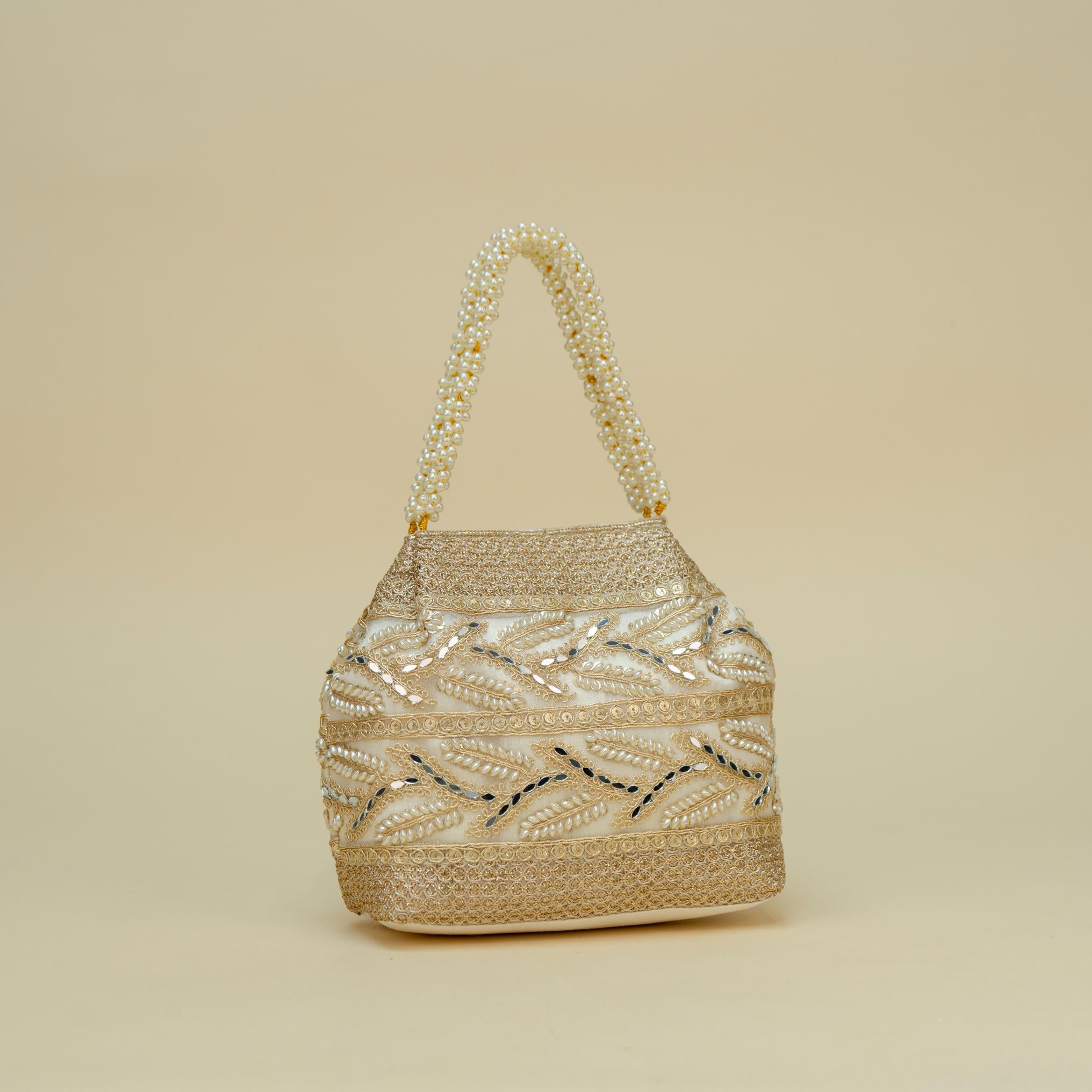 Ornate Handle Potli