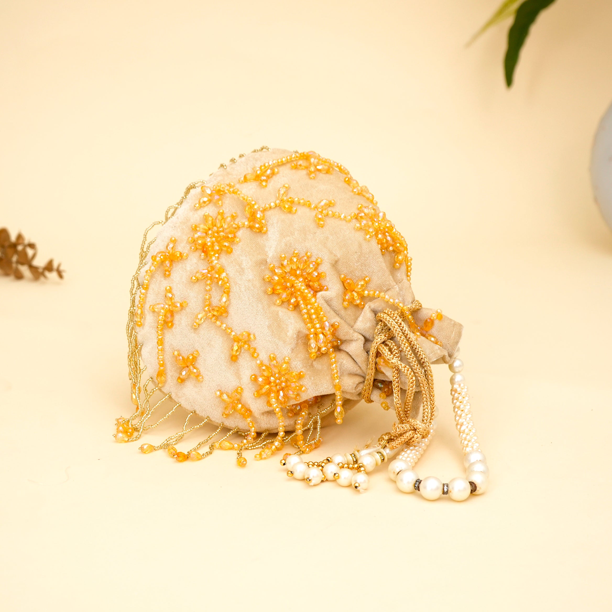 Royal Tapestry Potli