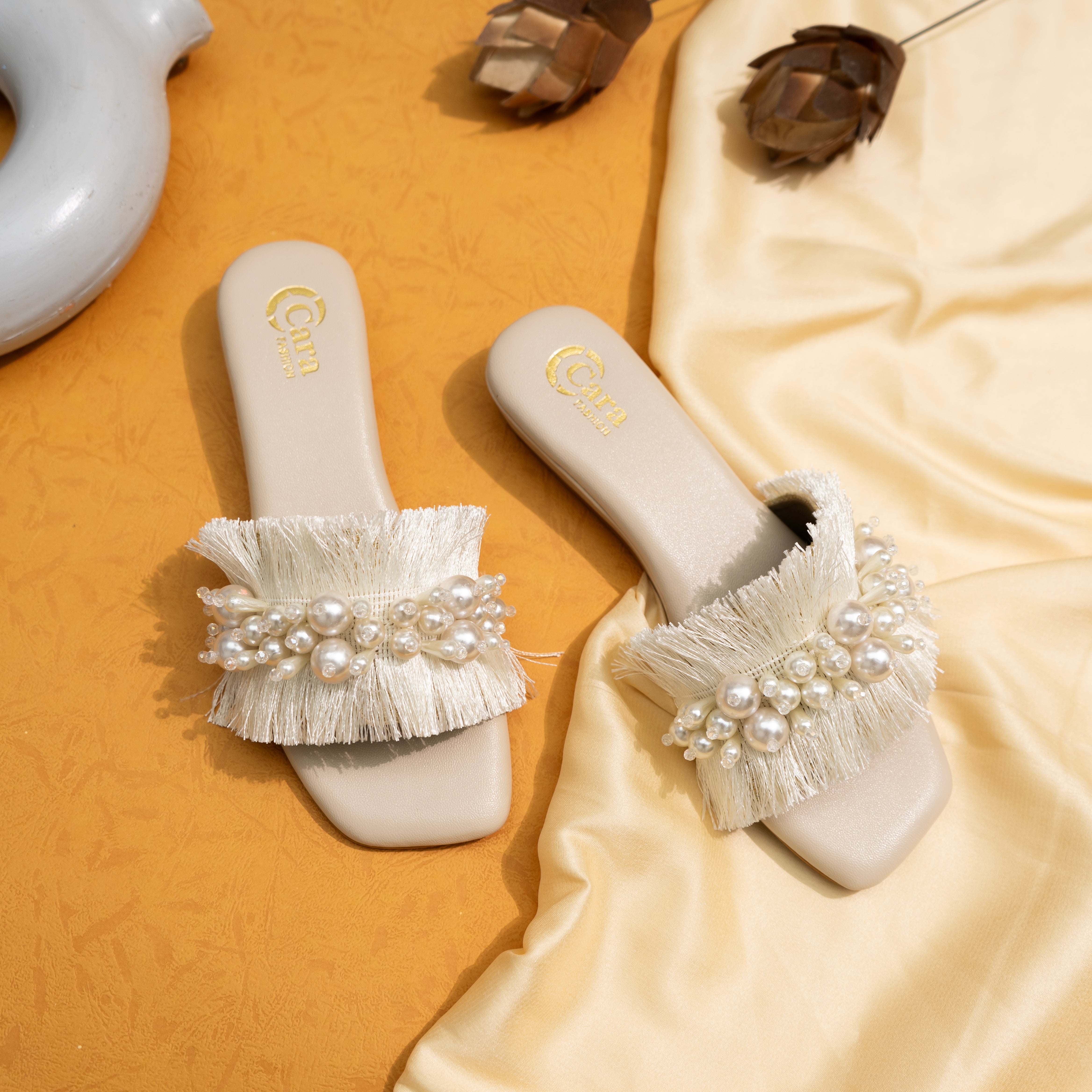 Pearl Pinnacle Flats | Cara