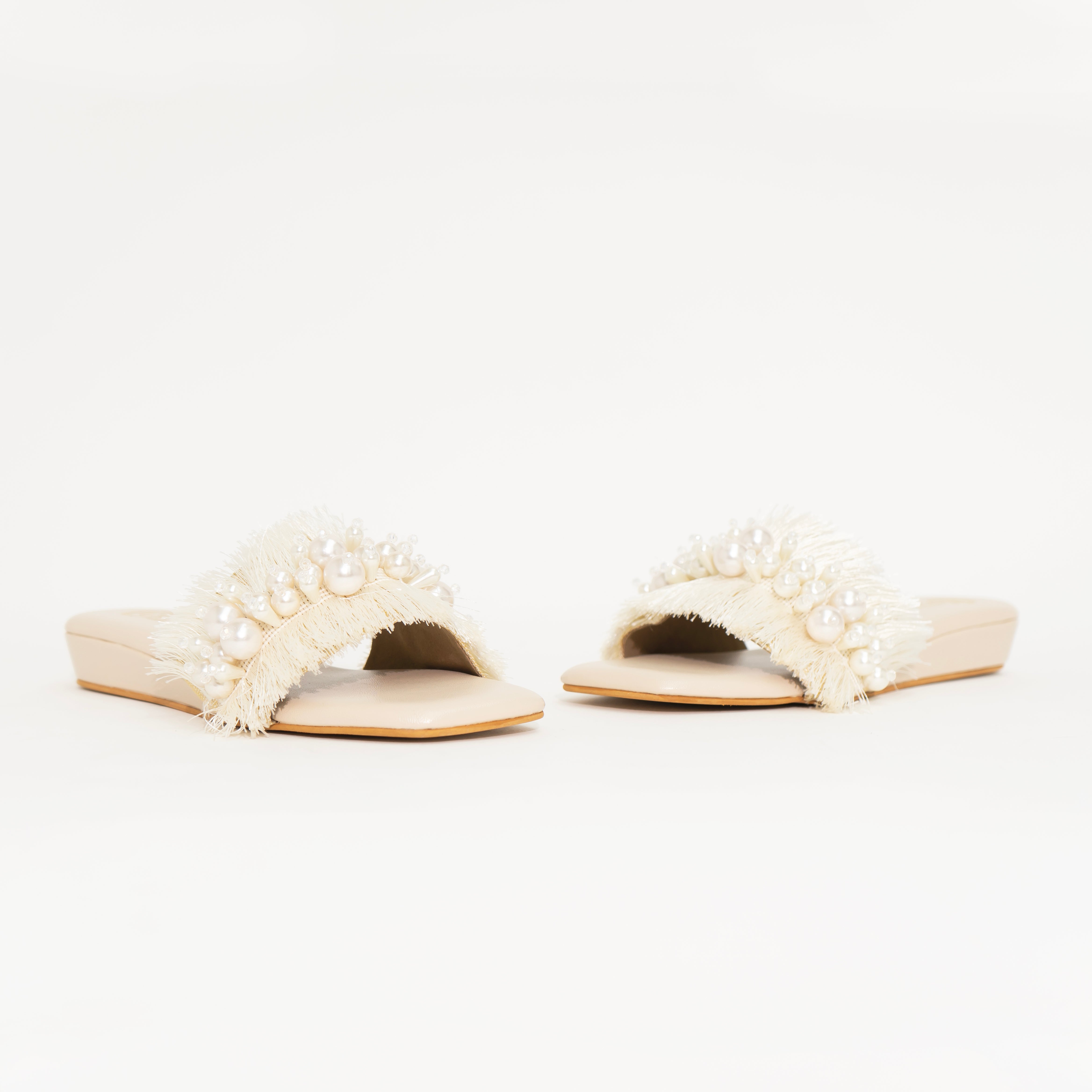Pearl Pinnacle Flats | Cara