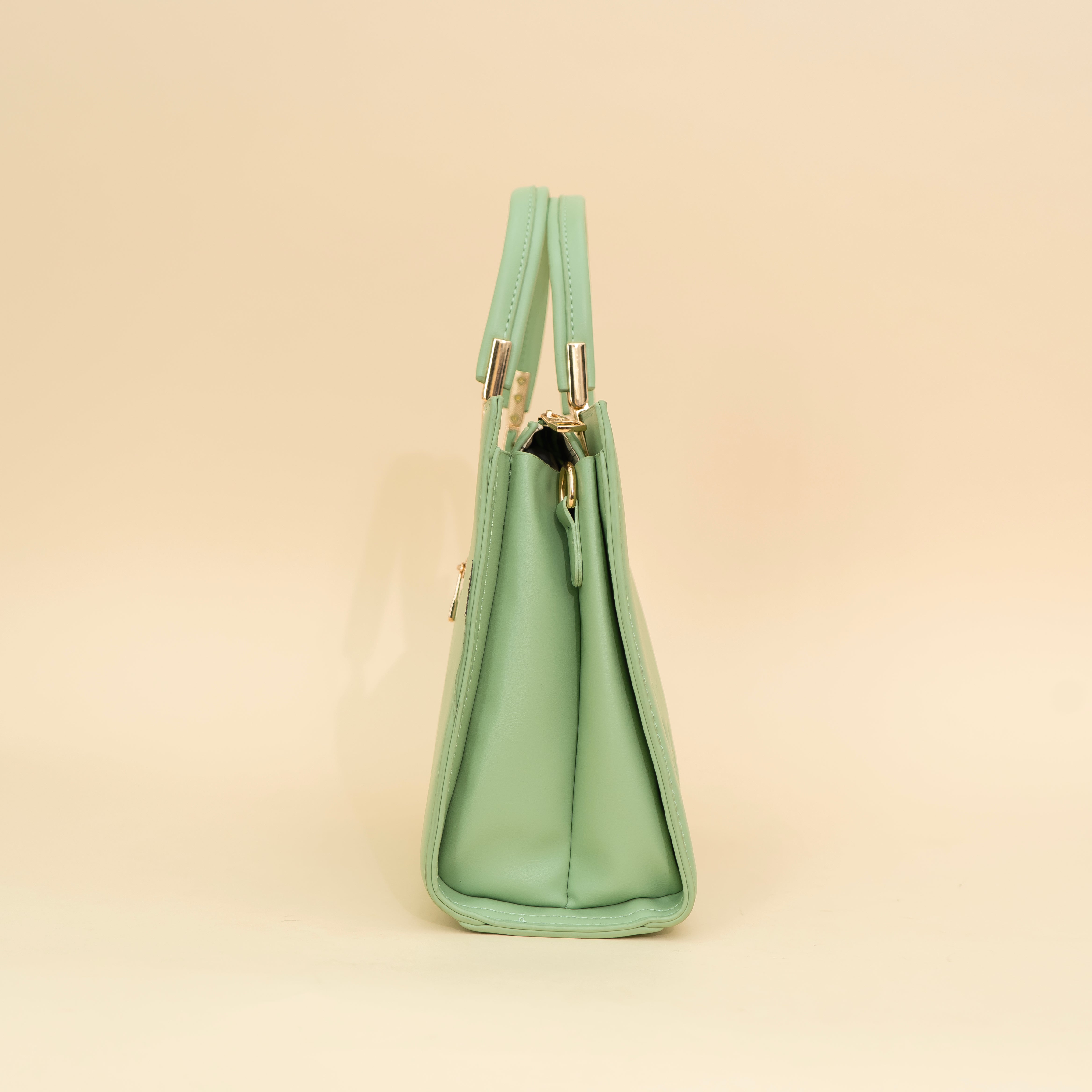 Flawless floral printed Handbag | cara