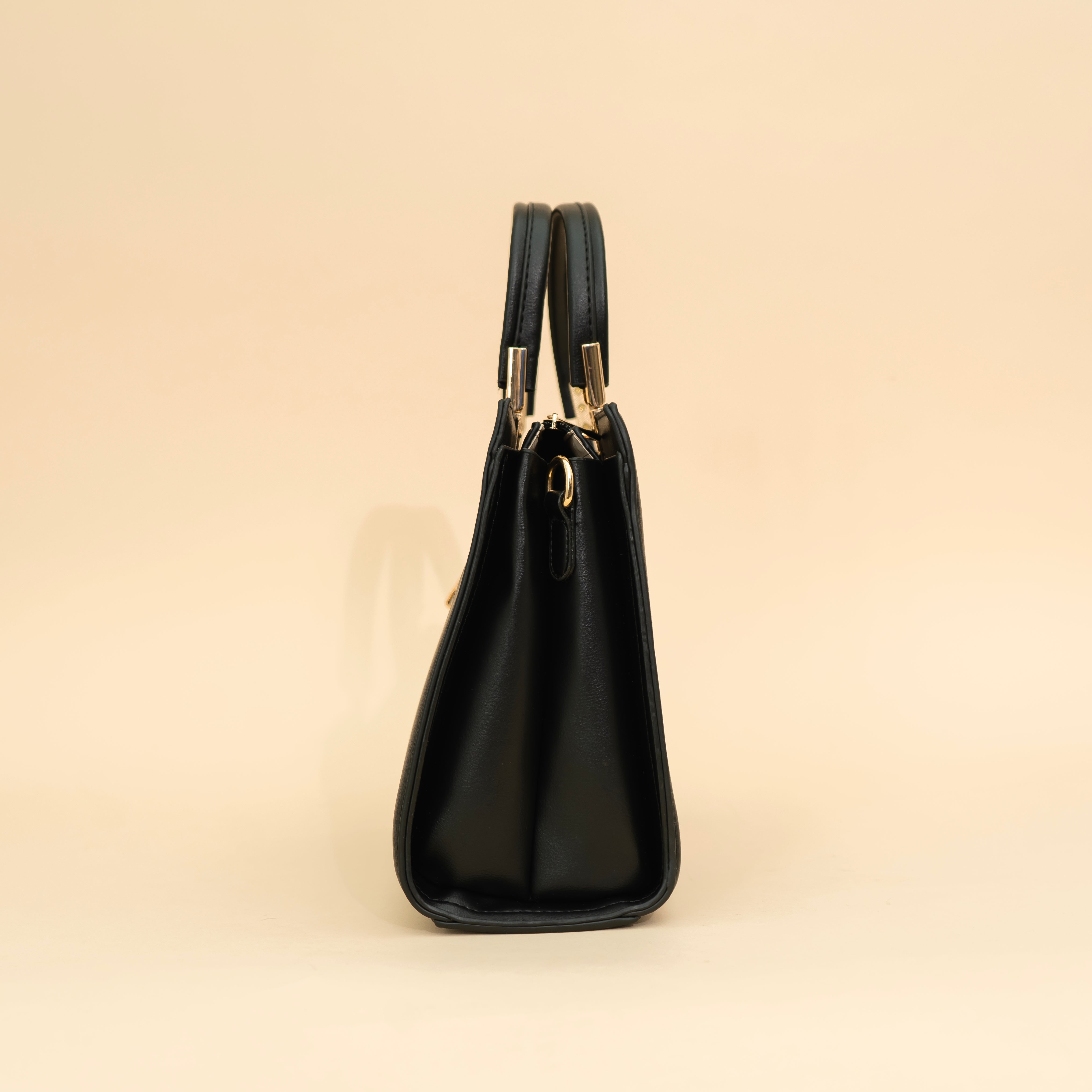 Flawless floral printed Handbag | cara