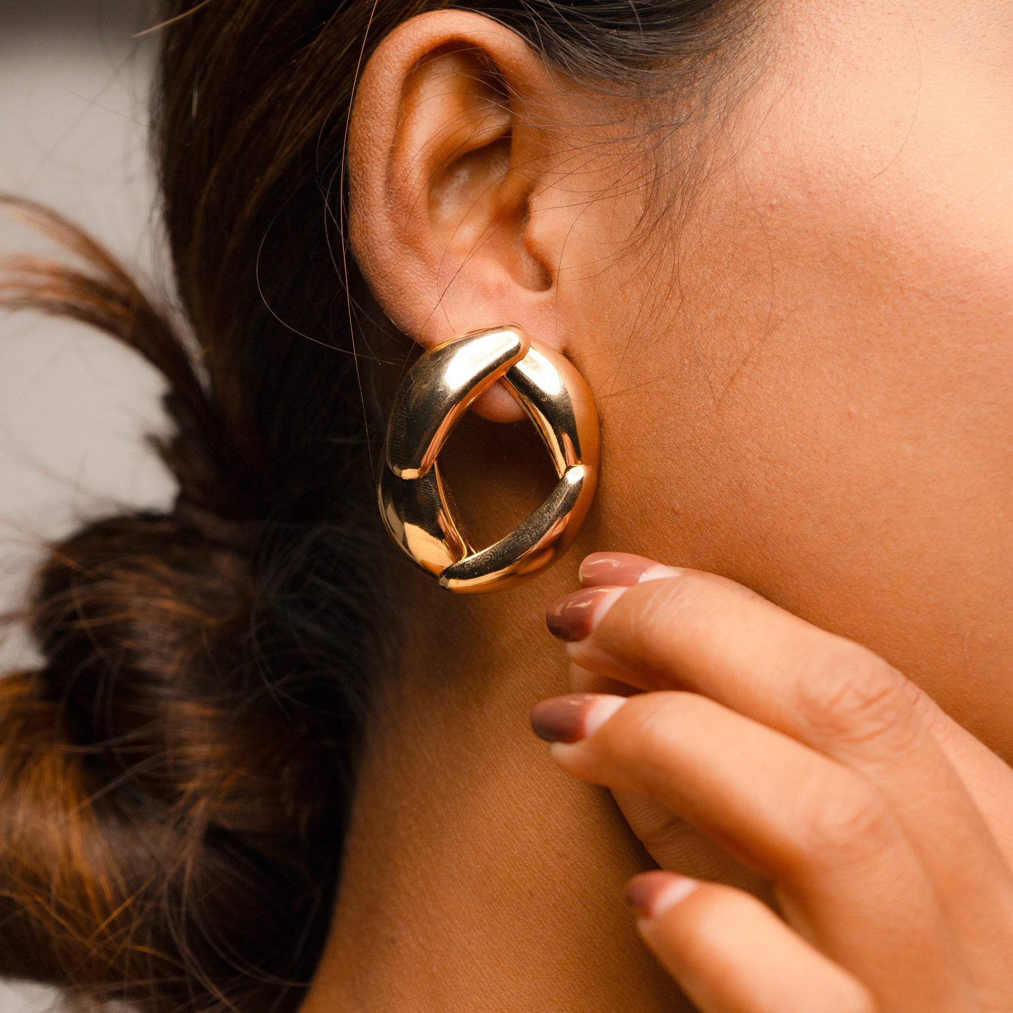 Golden Vow Earrings