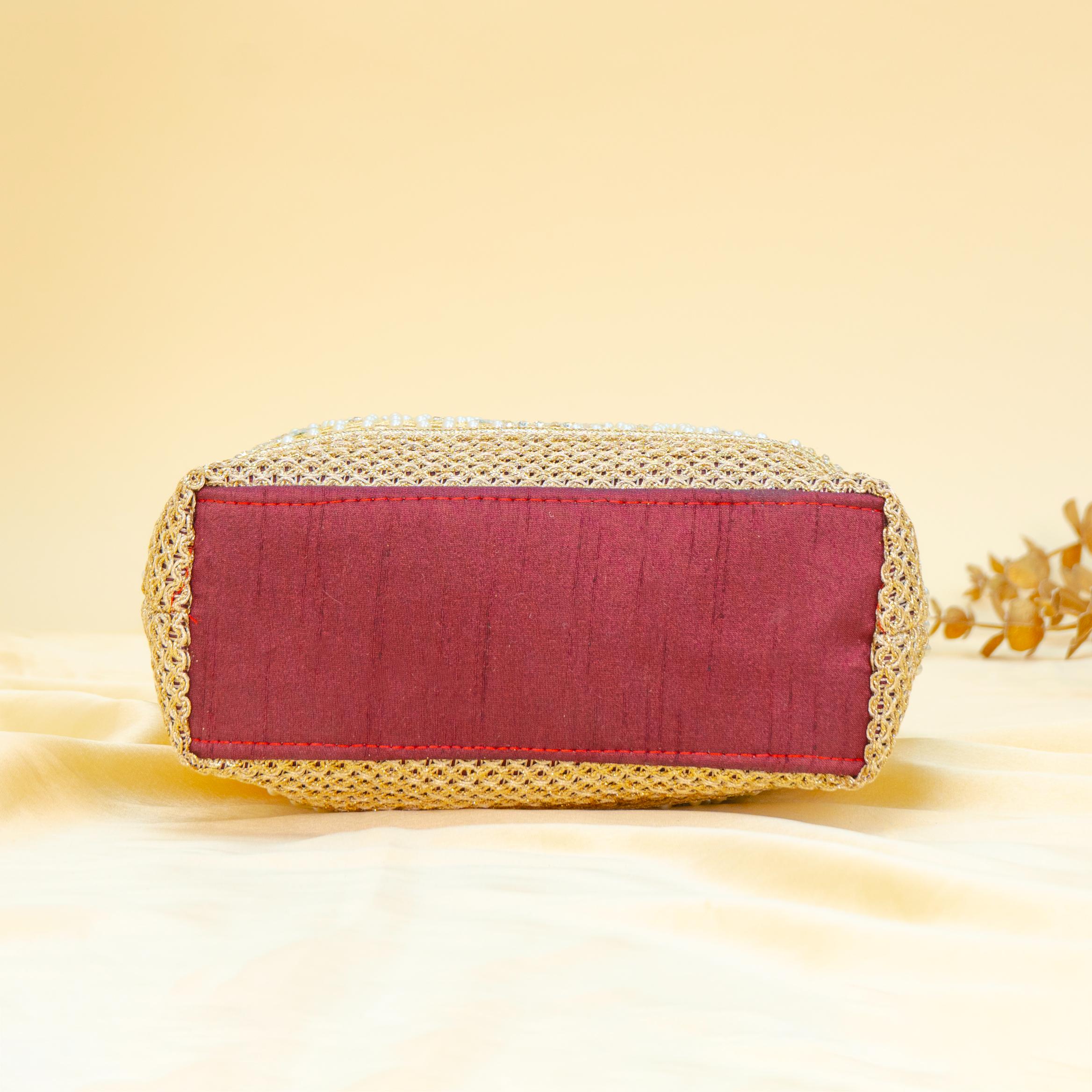 Noorani Pearl Potli