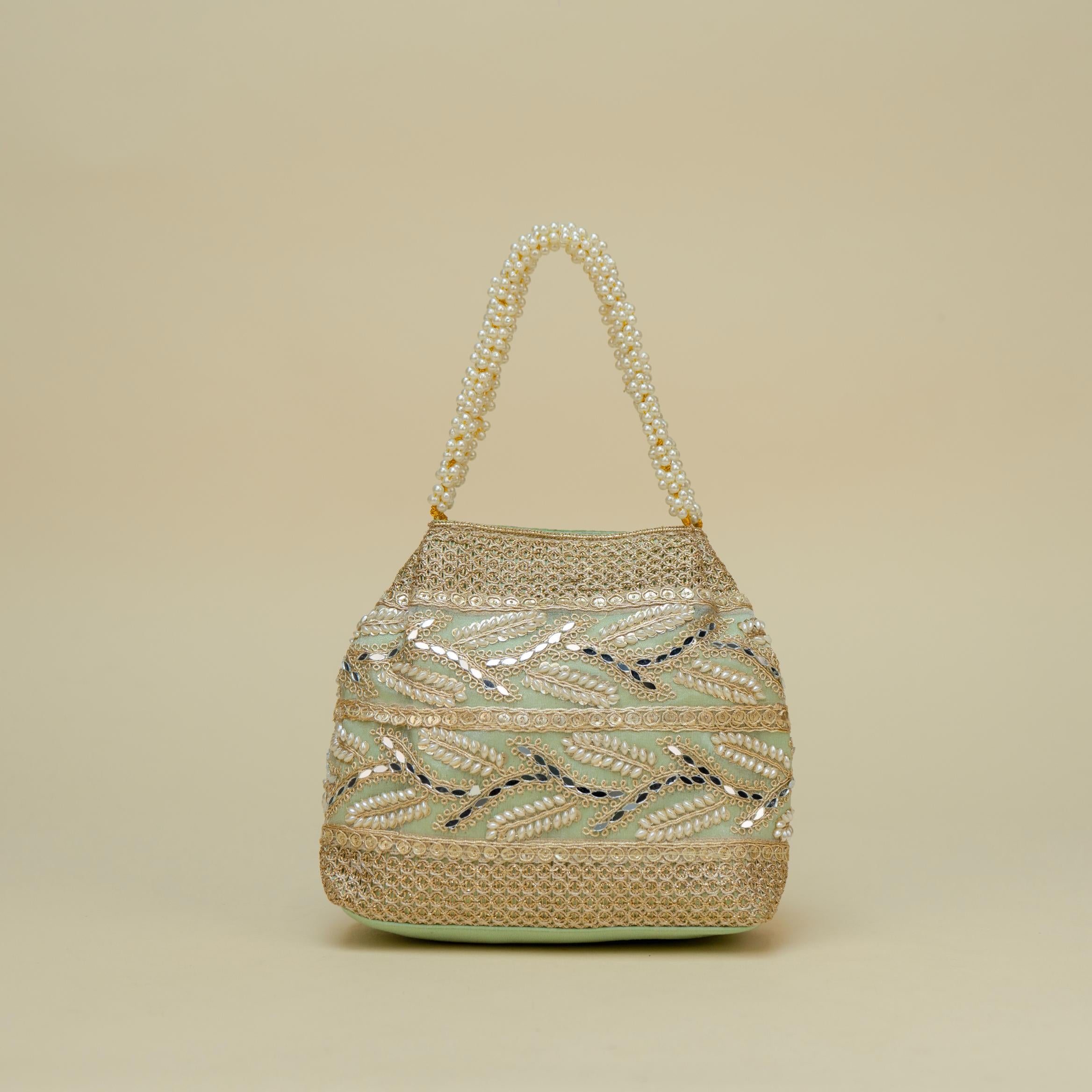 Ornate Handle Potli
