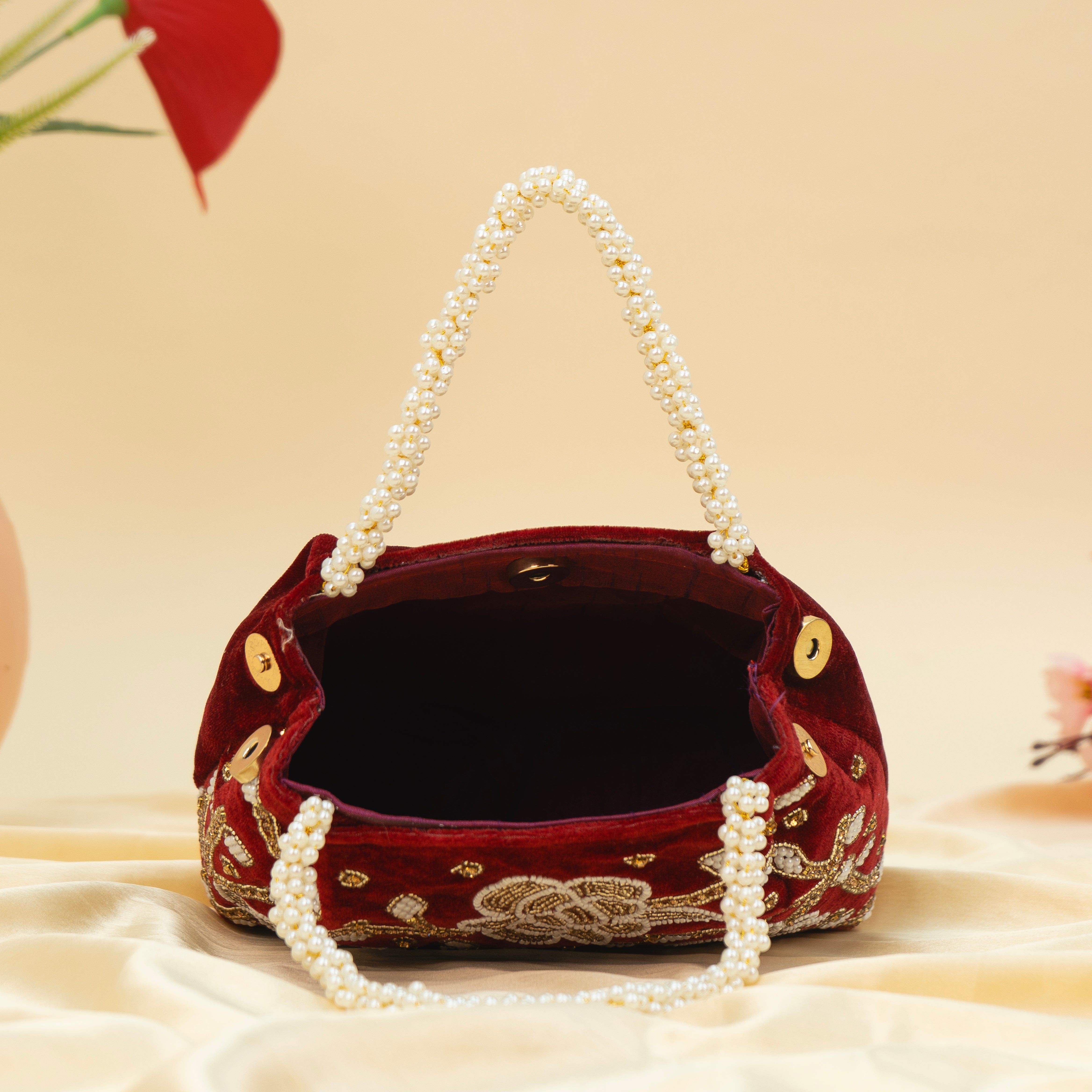 Pearl Shine Potli| cara