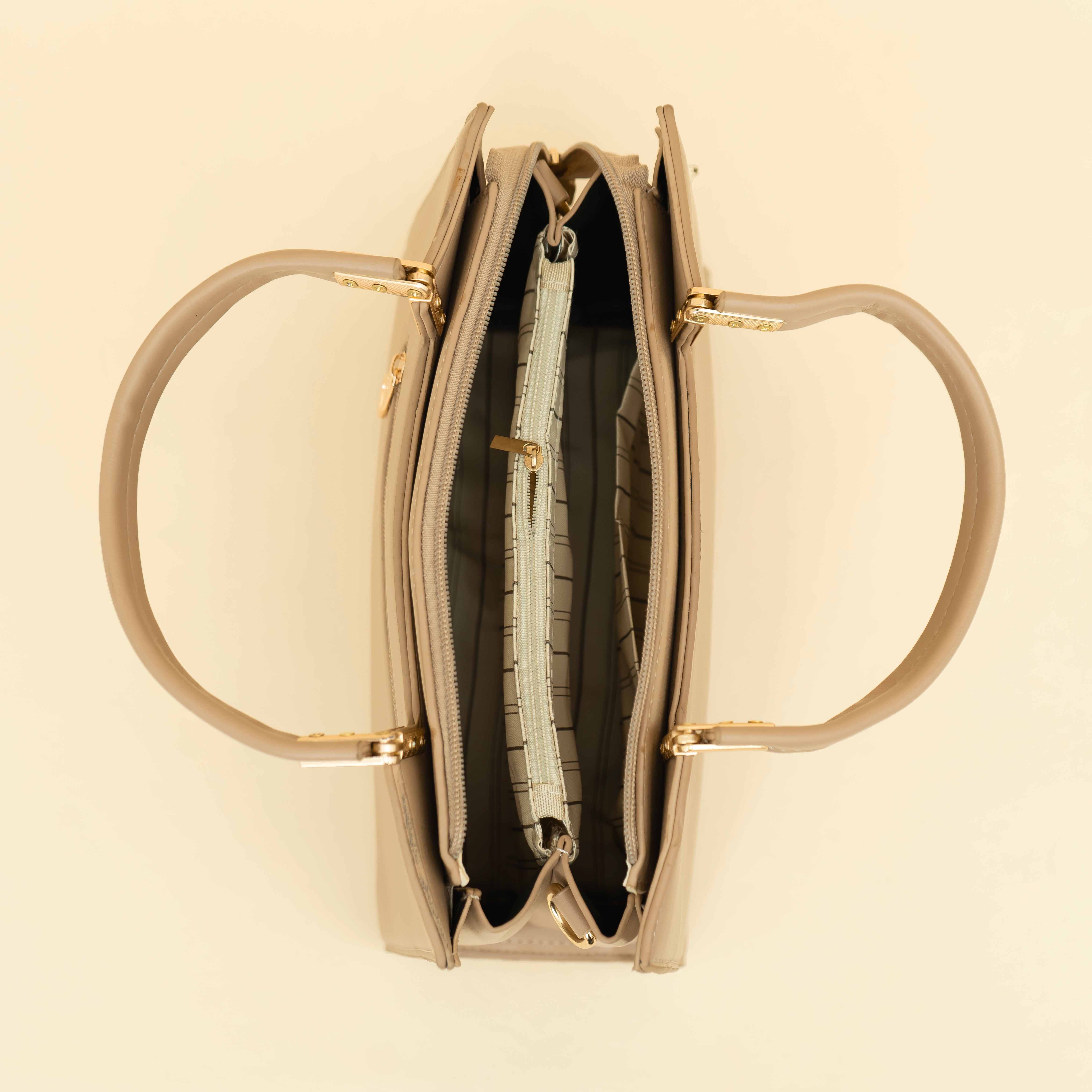 Flawless floral printed Handbag | cara