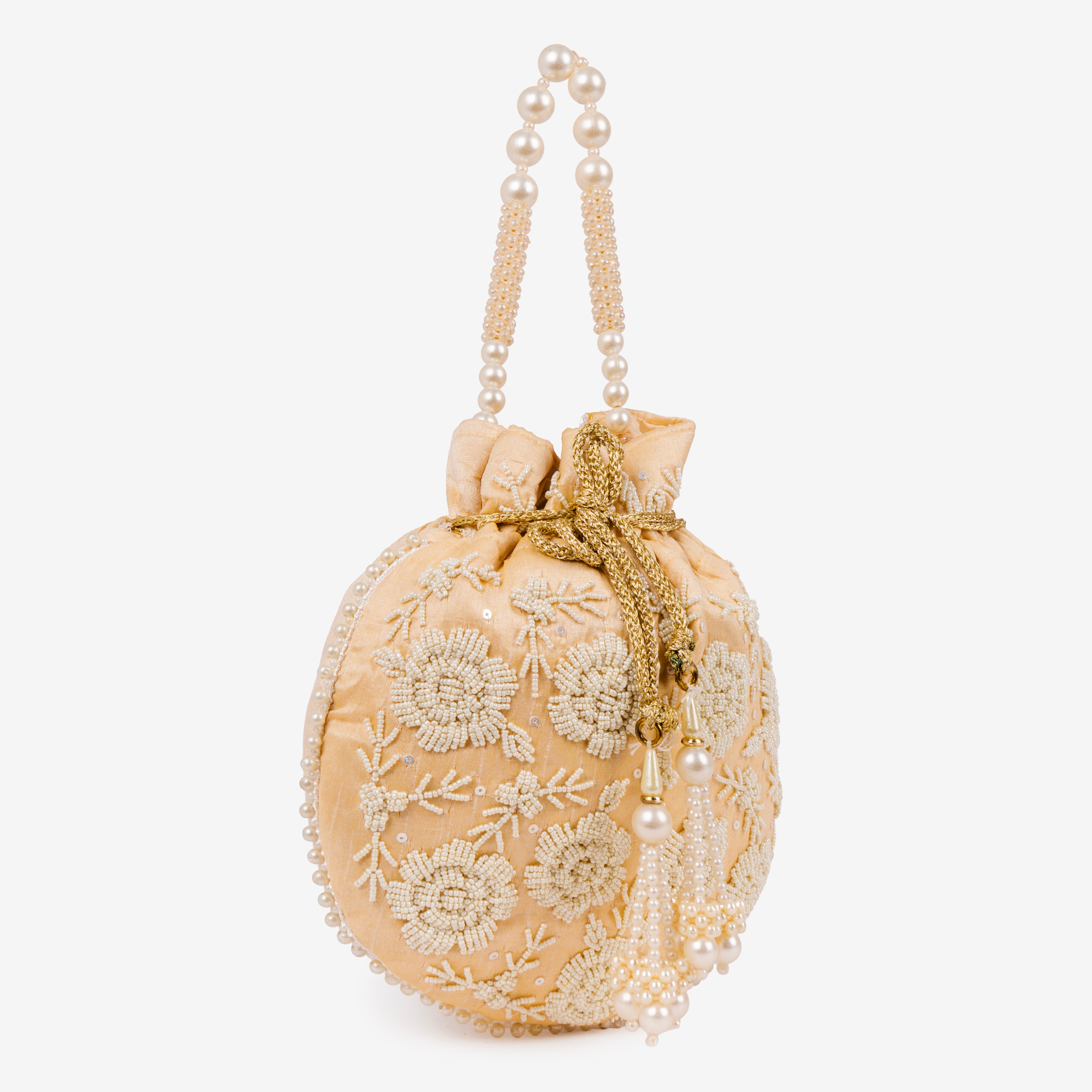 Pearl Glow Fantasy Potli