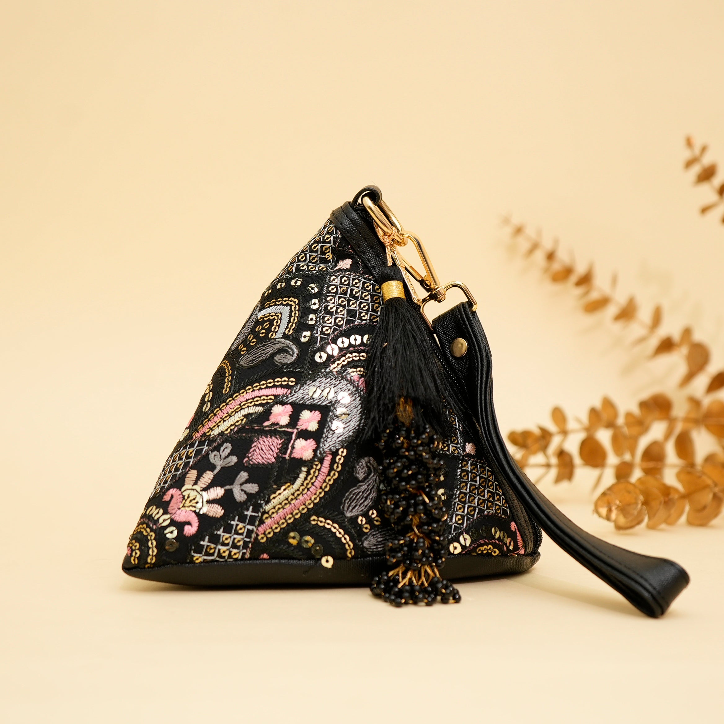 Tassel Bloom Potli | Cara