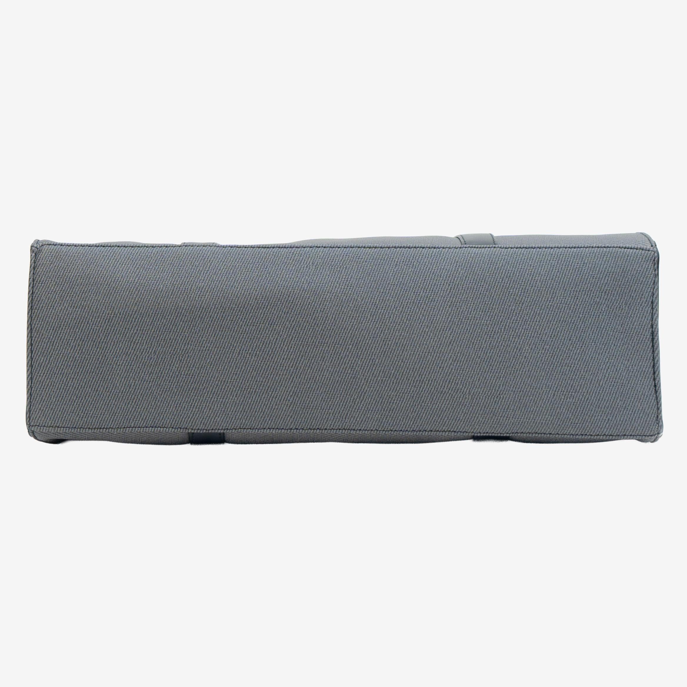The Linear Satchel