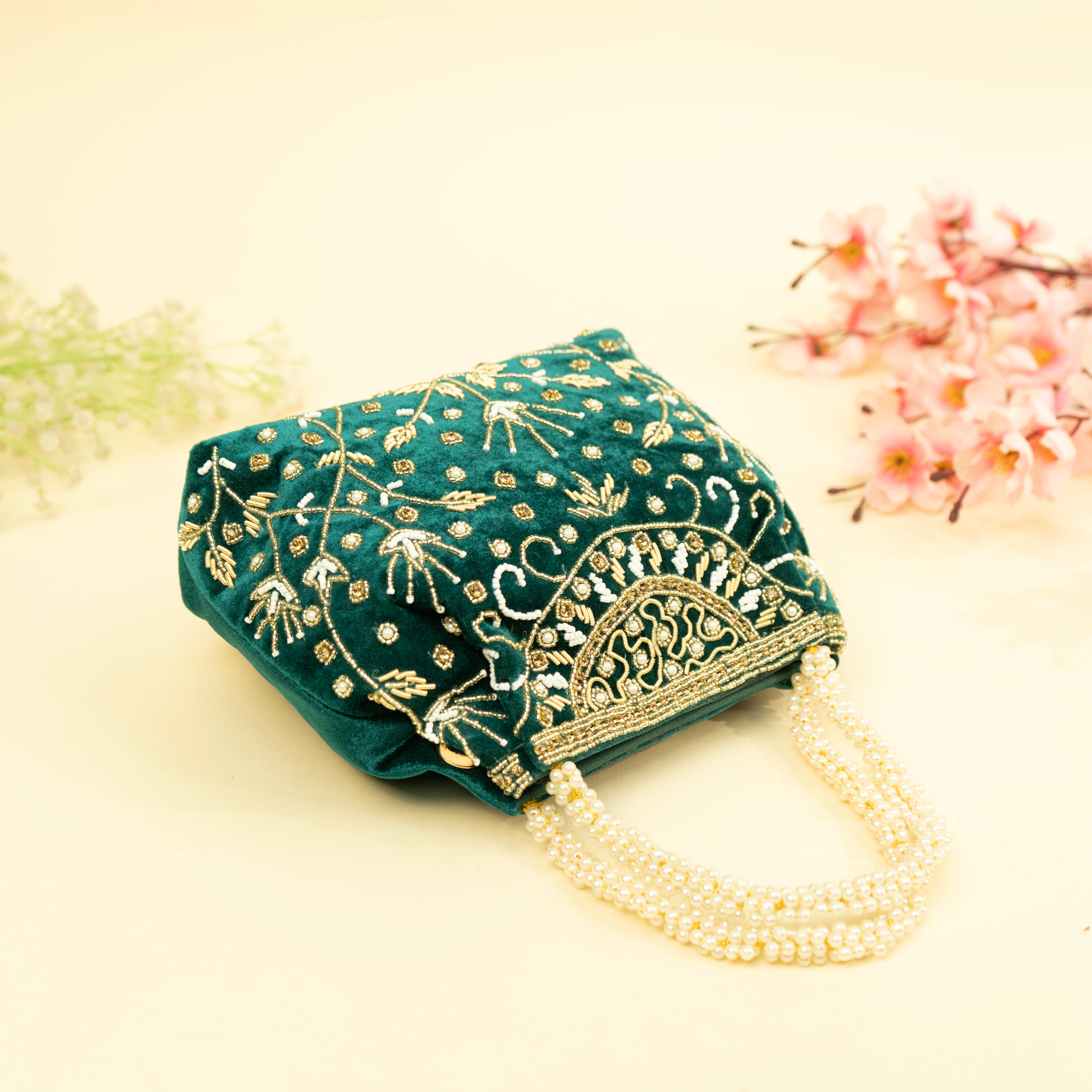 Bridal Pearlstone Velvet Potli