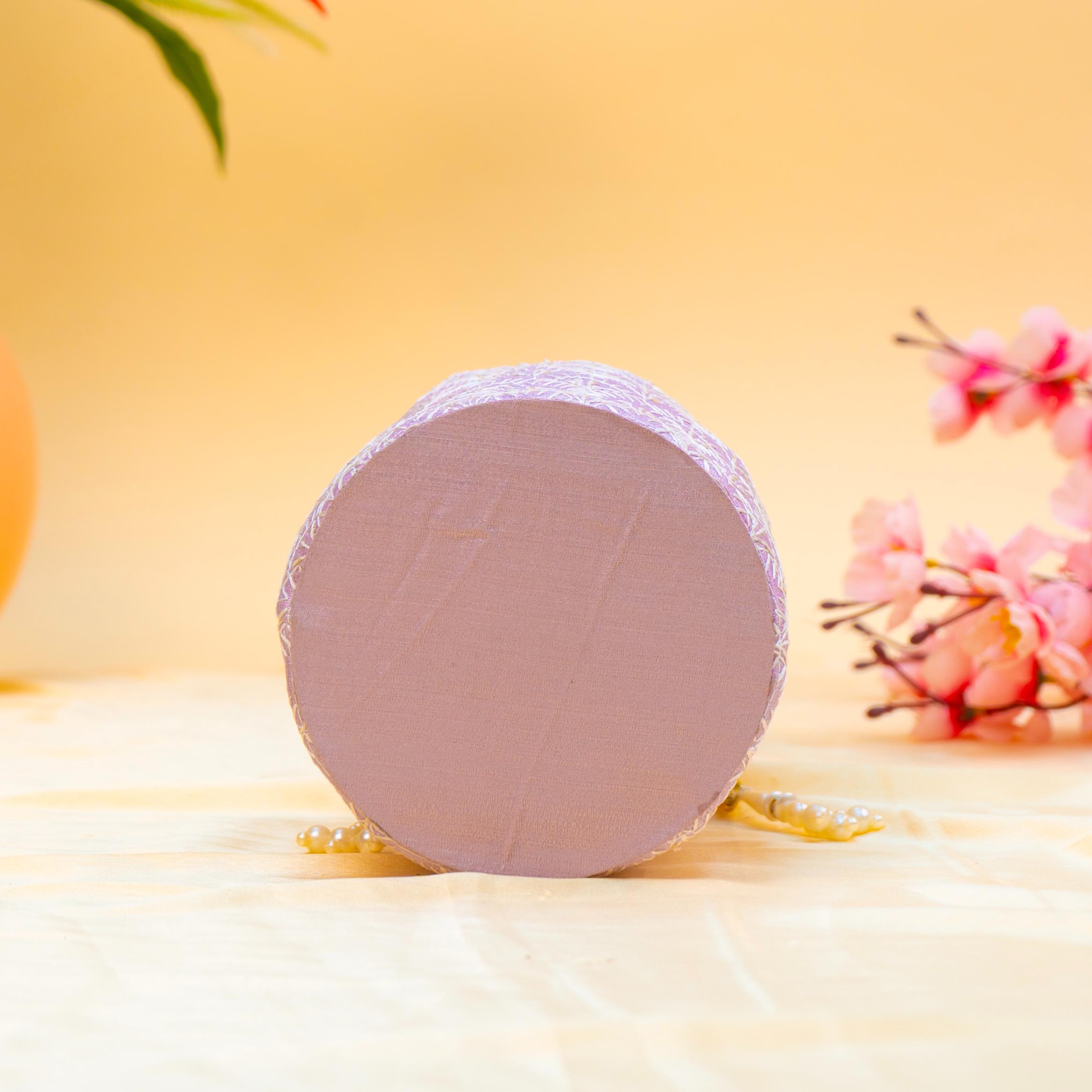 Tradition Weave Potli