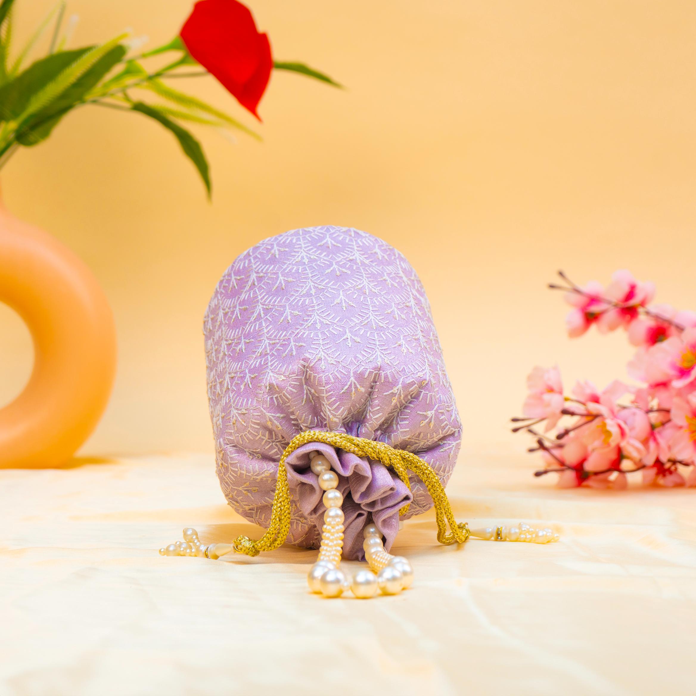 Tradition Weave Potli