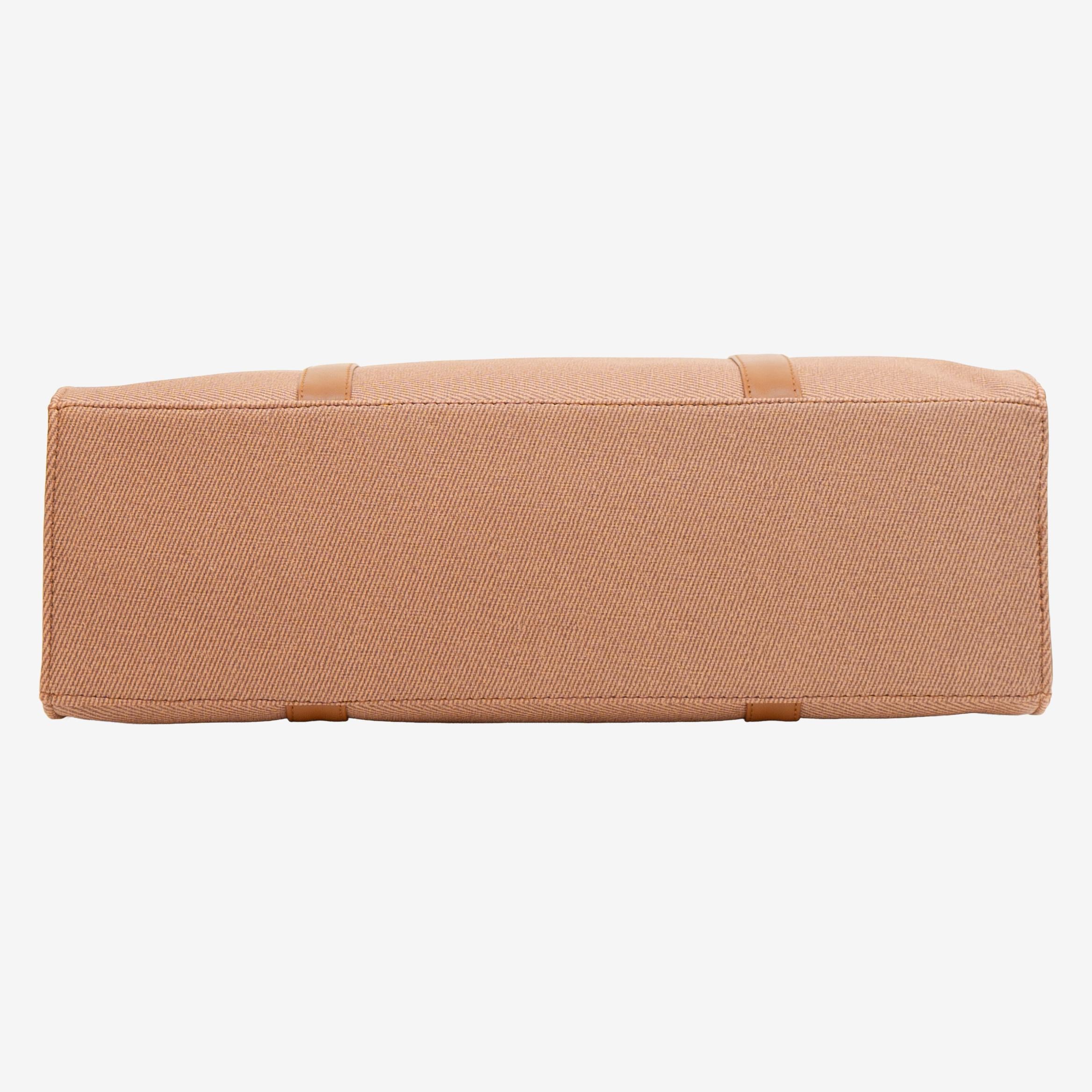 The Linear Satchel