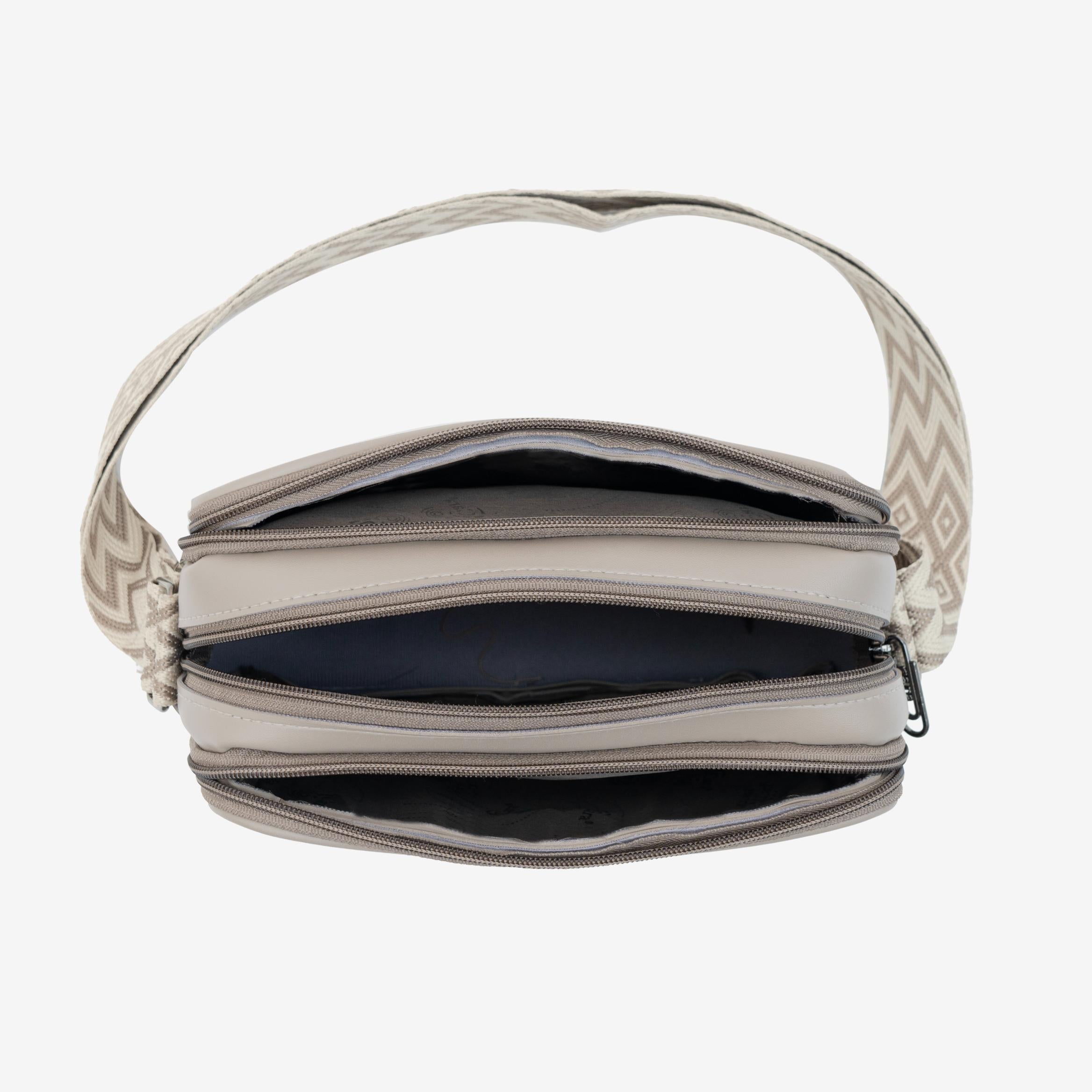 Metro Glam Sling