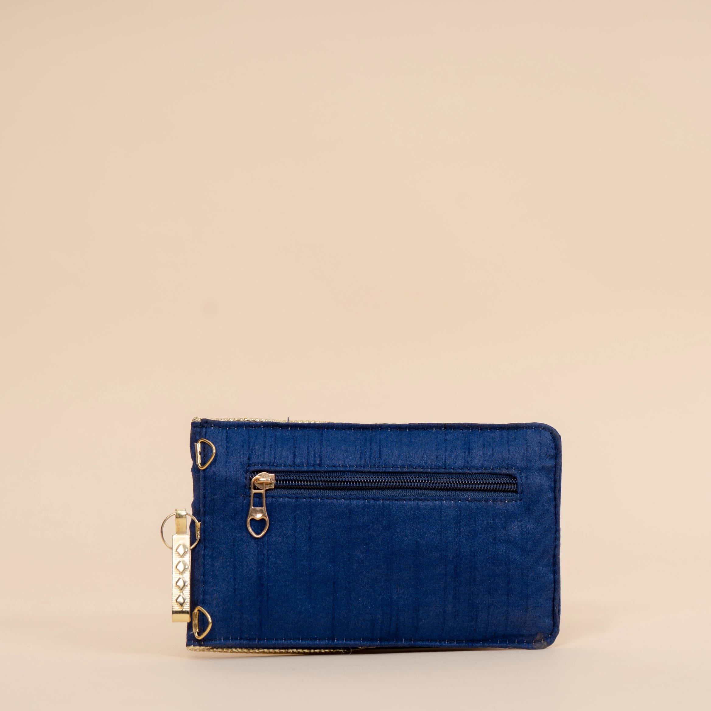 Pearl Crest Mobile Pouch