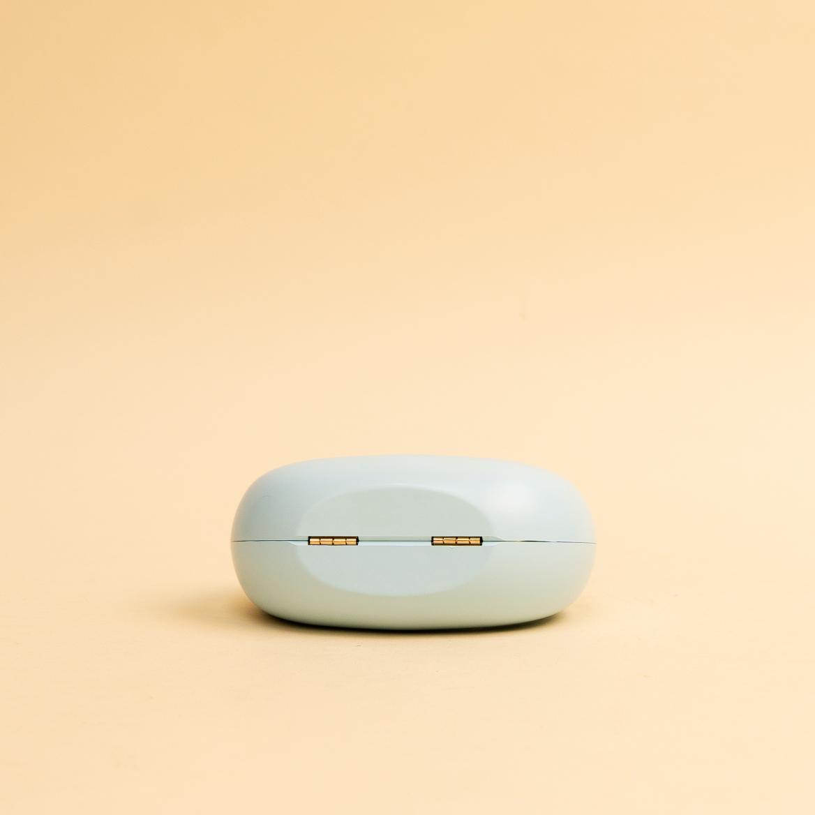 Veloria Metallic Sling