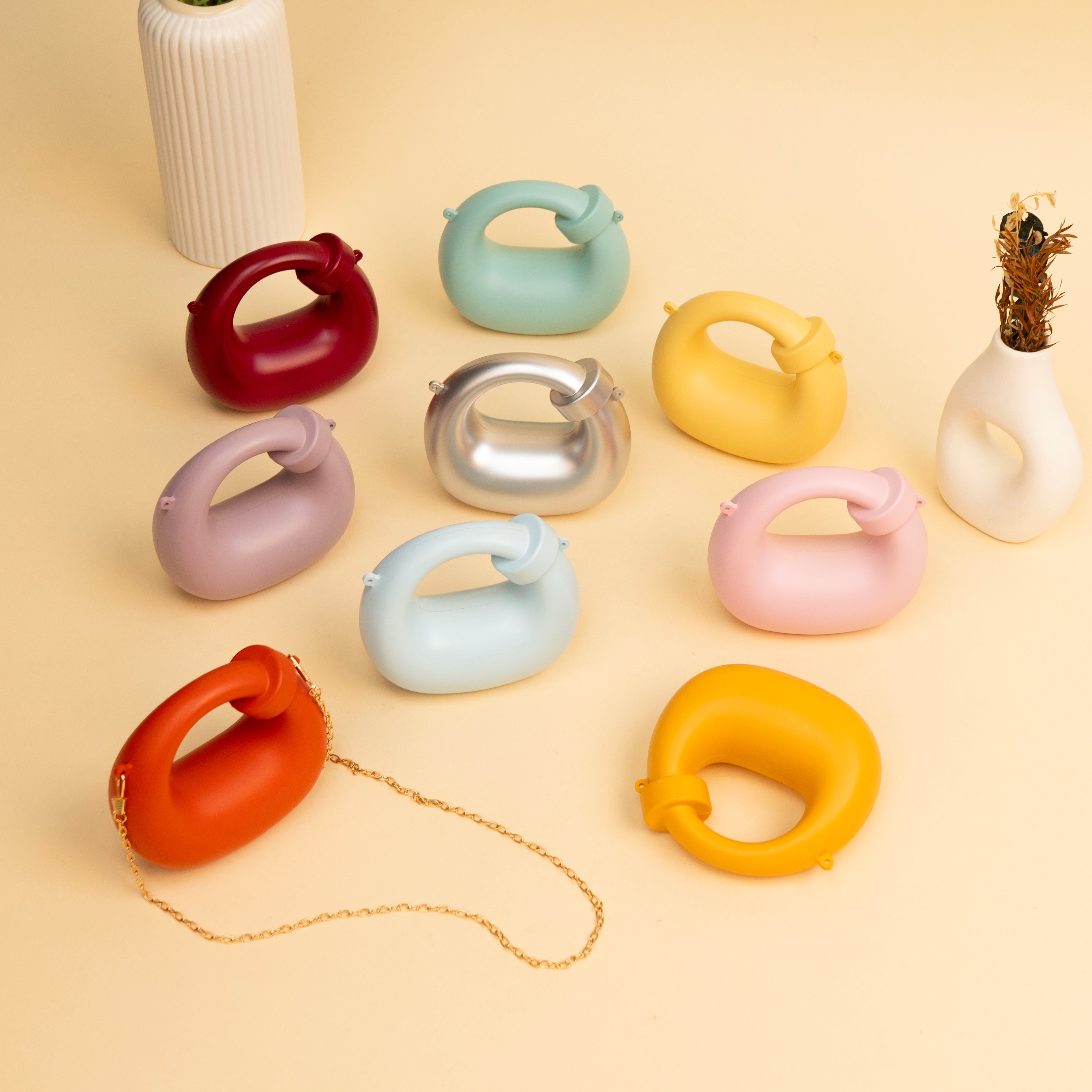 Veloria Metallic Sling