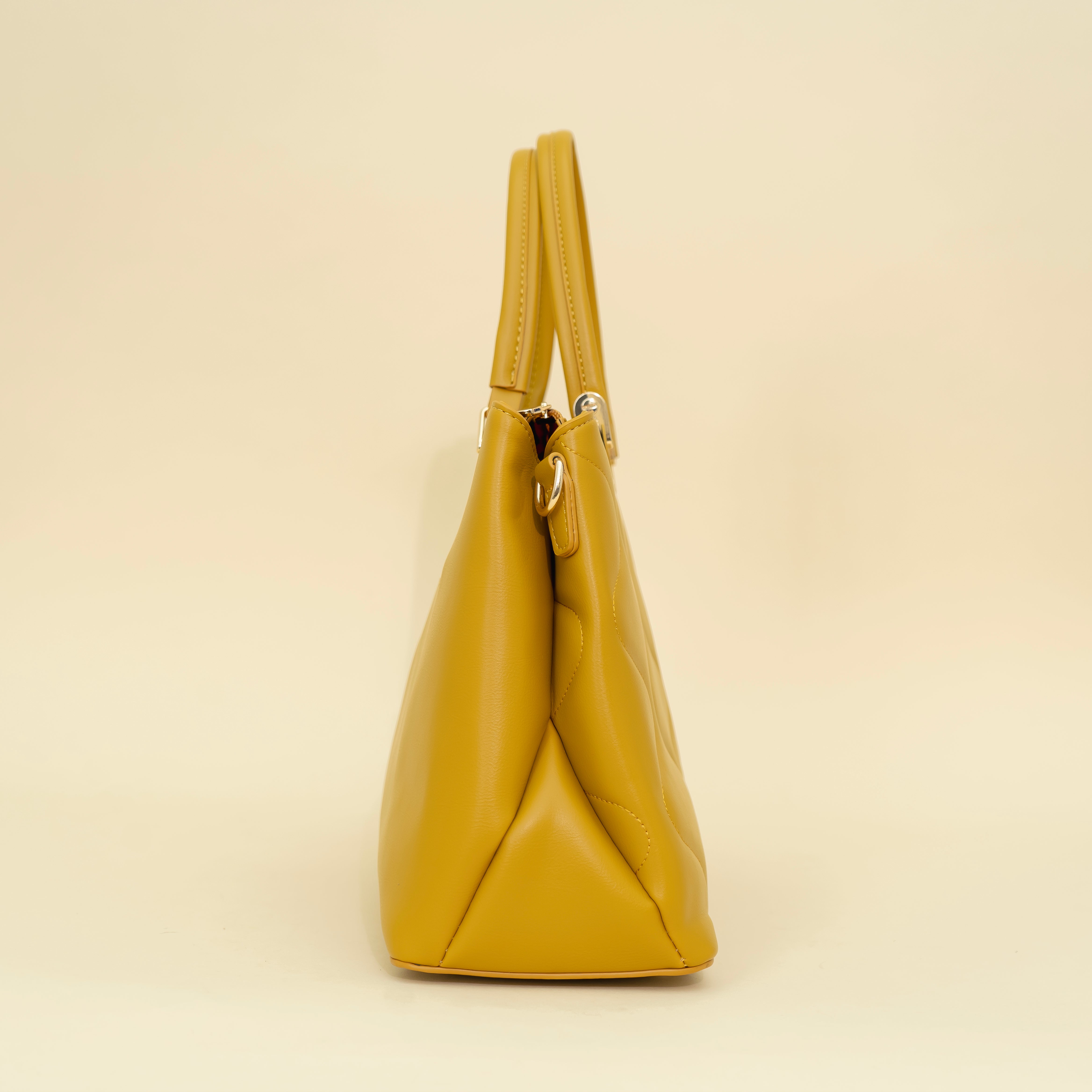 Quilted Handbag | CARA