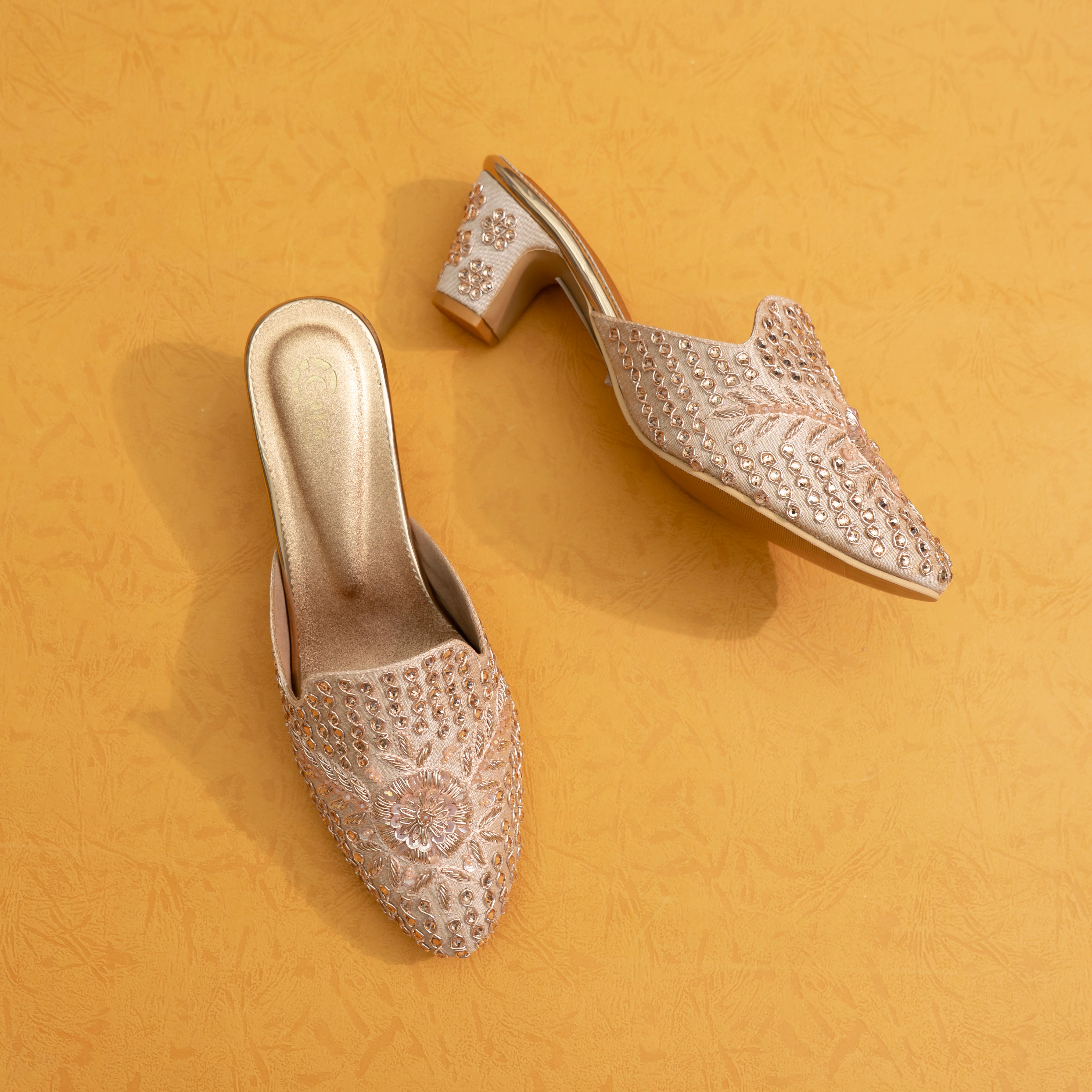Gulabo Juttis Rosegold | Cara