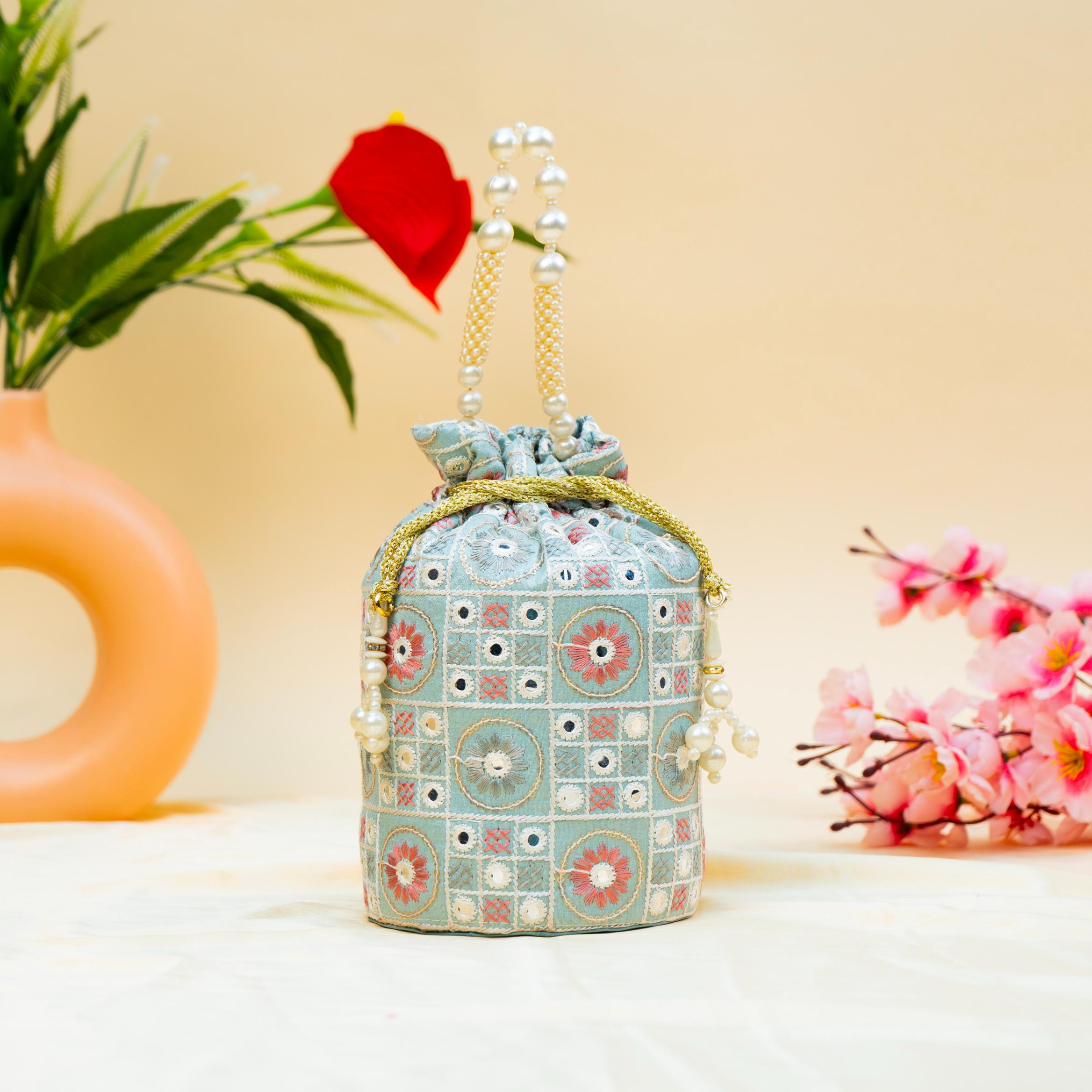 Tradition Weave Potli