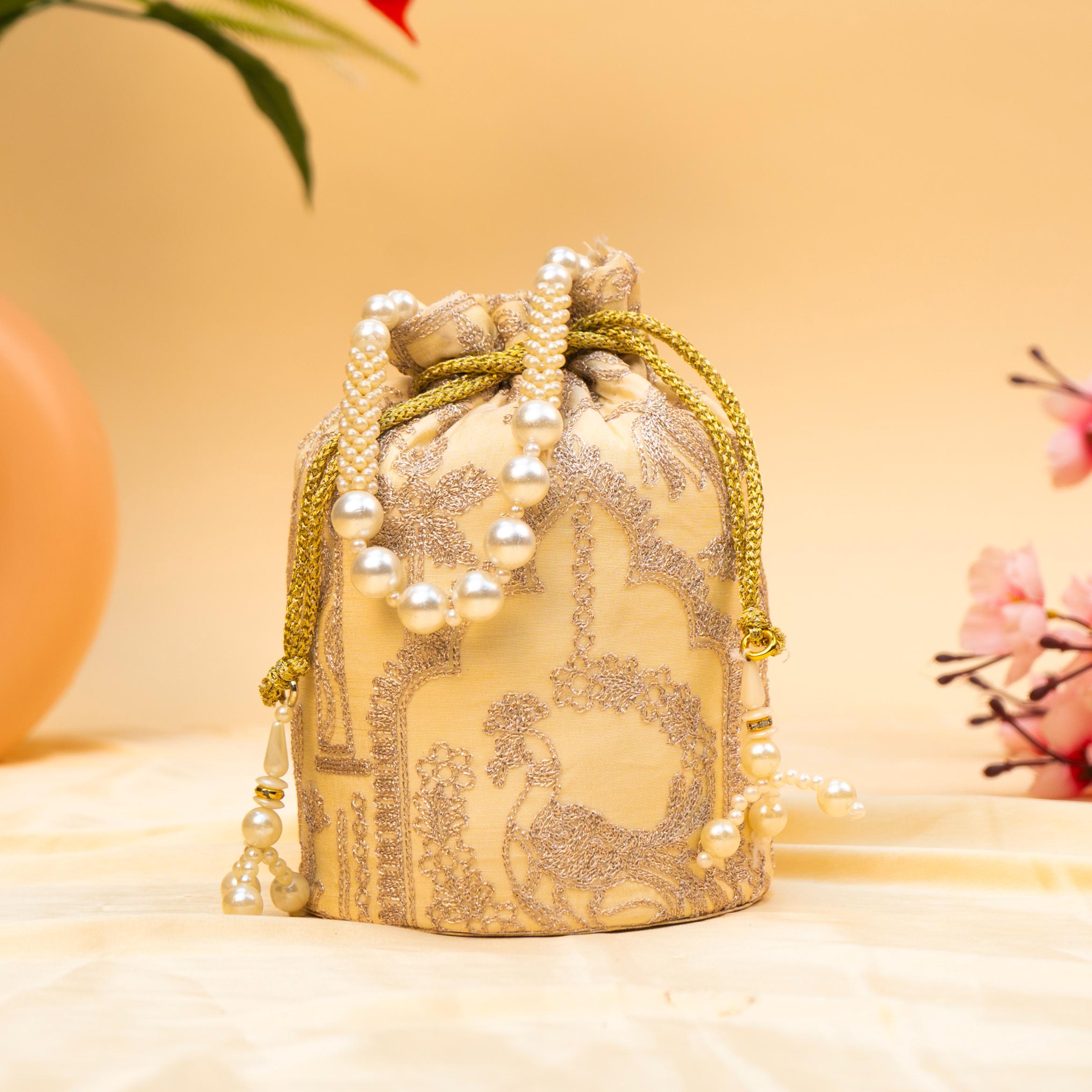 Tradition Weave Potli