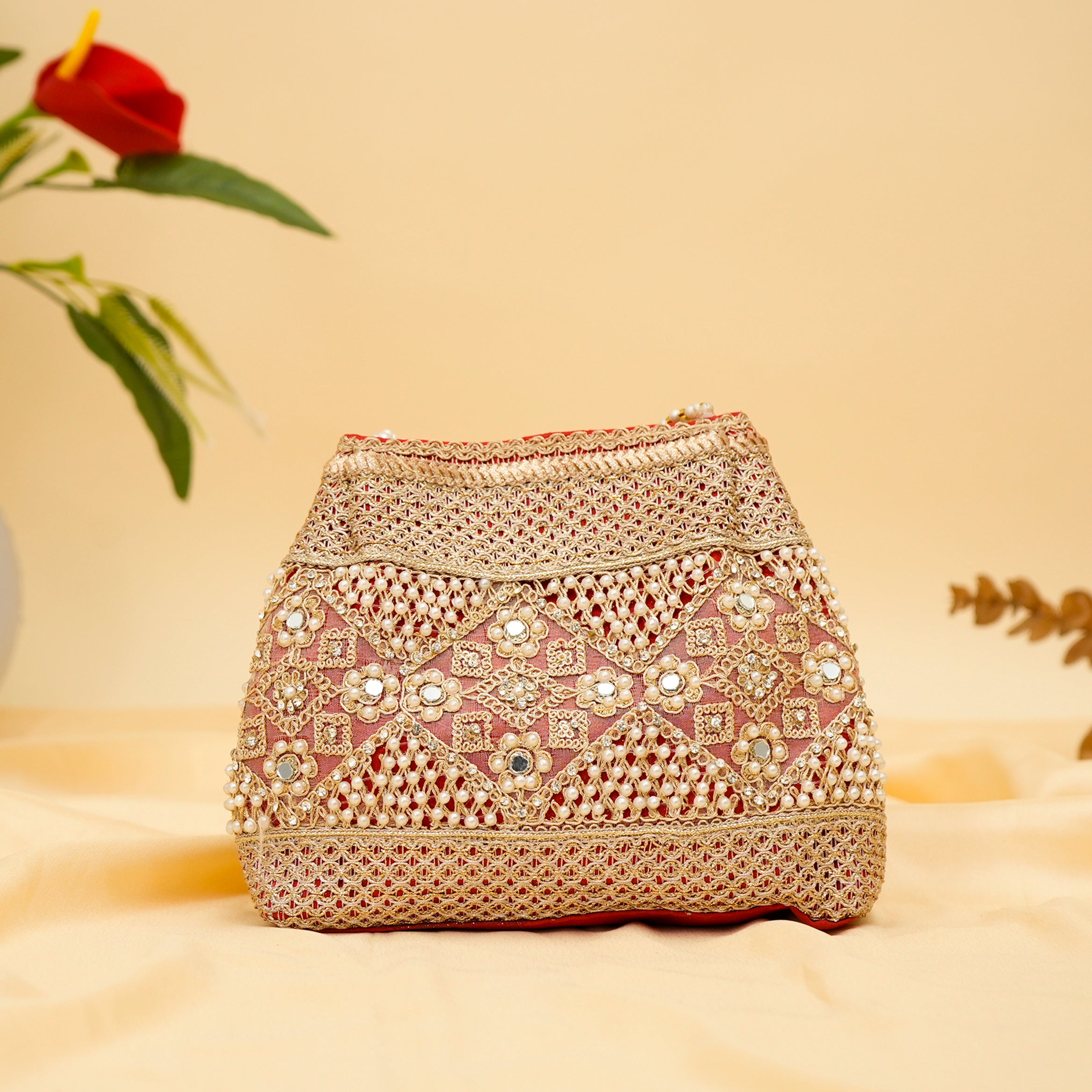 Pearl Elegance Potli