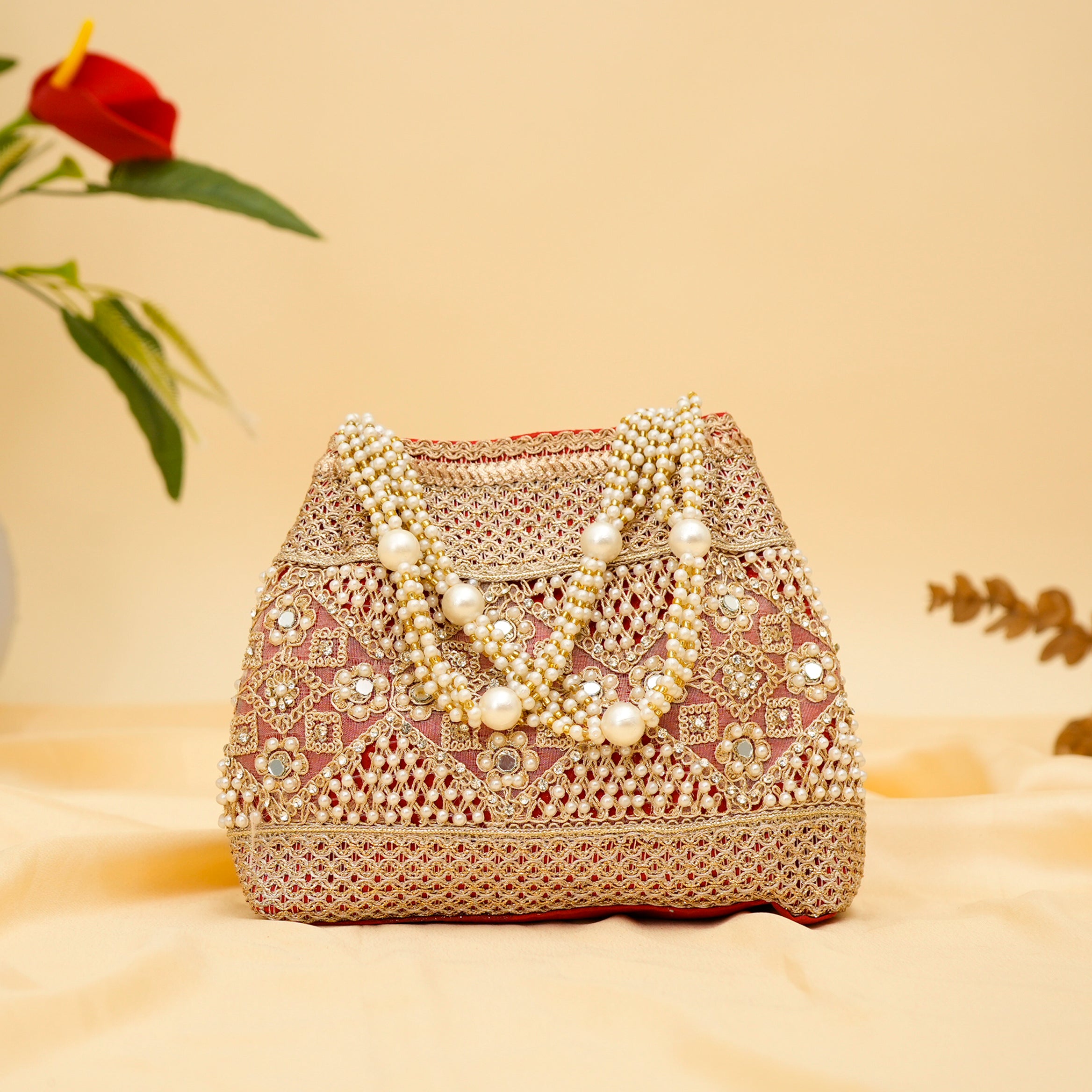 Pearl Elegance Potli