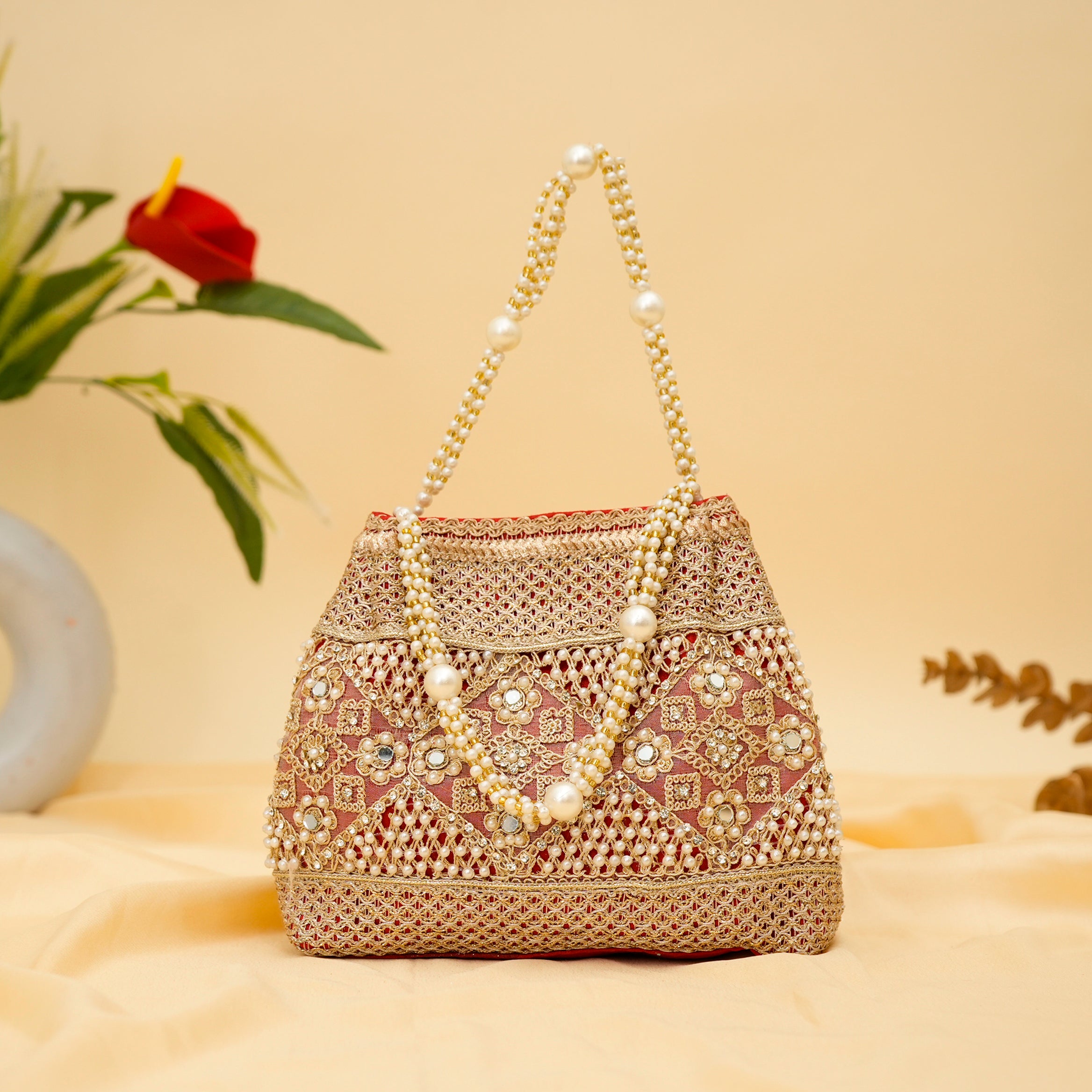 Pearl Elegance Potli