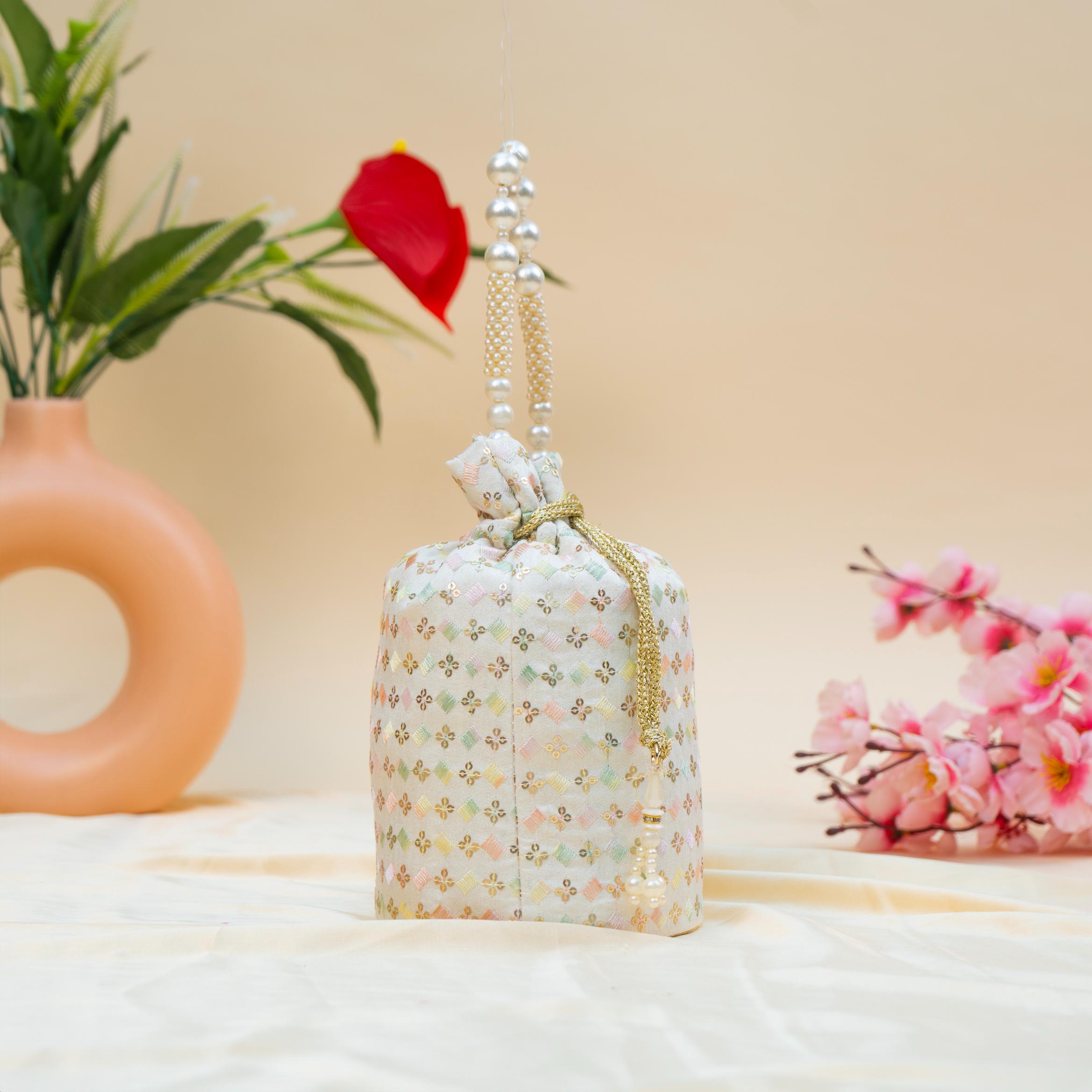 Tradition Weave Potli