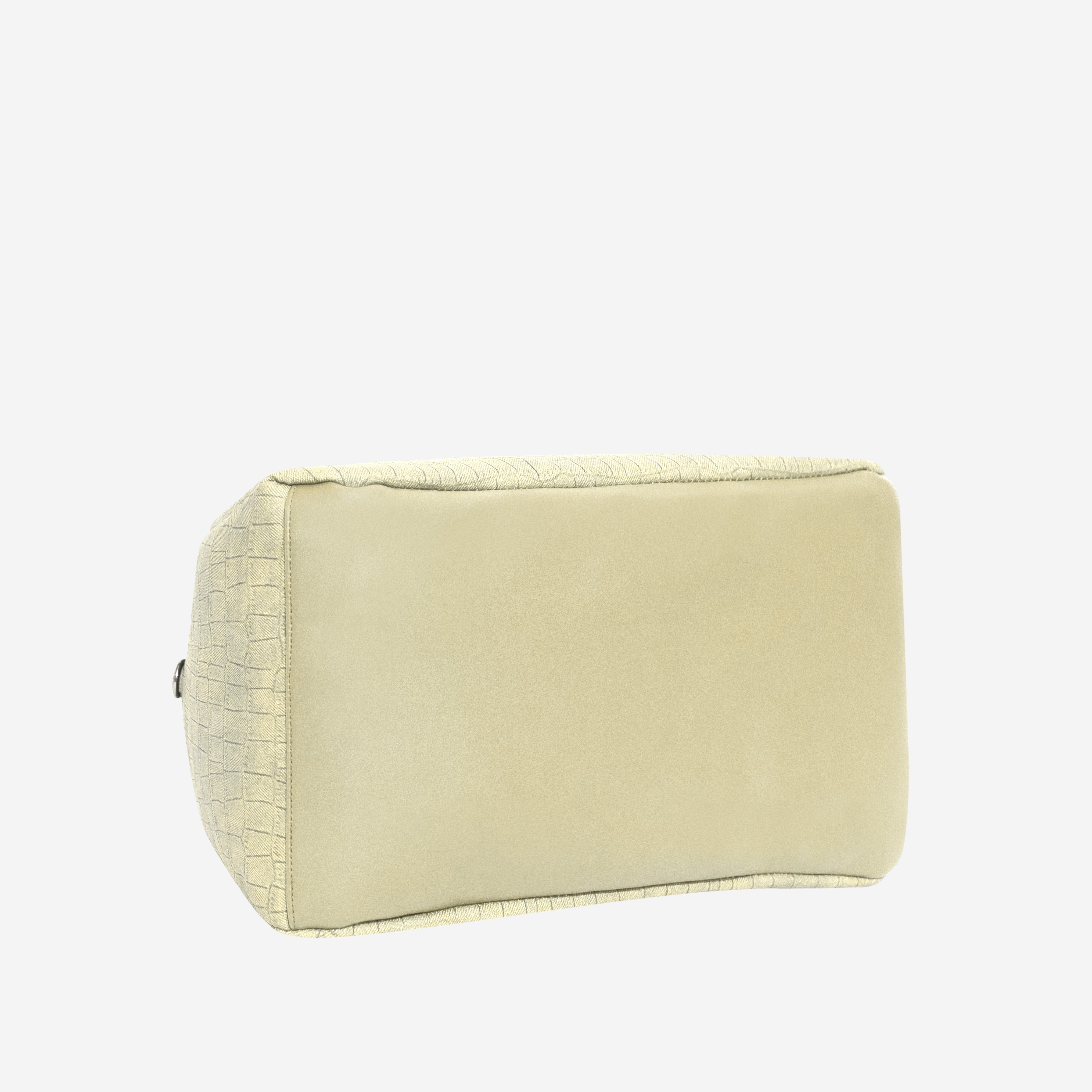 Explorer's essential Duffle Bag | CARA