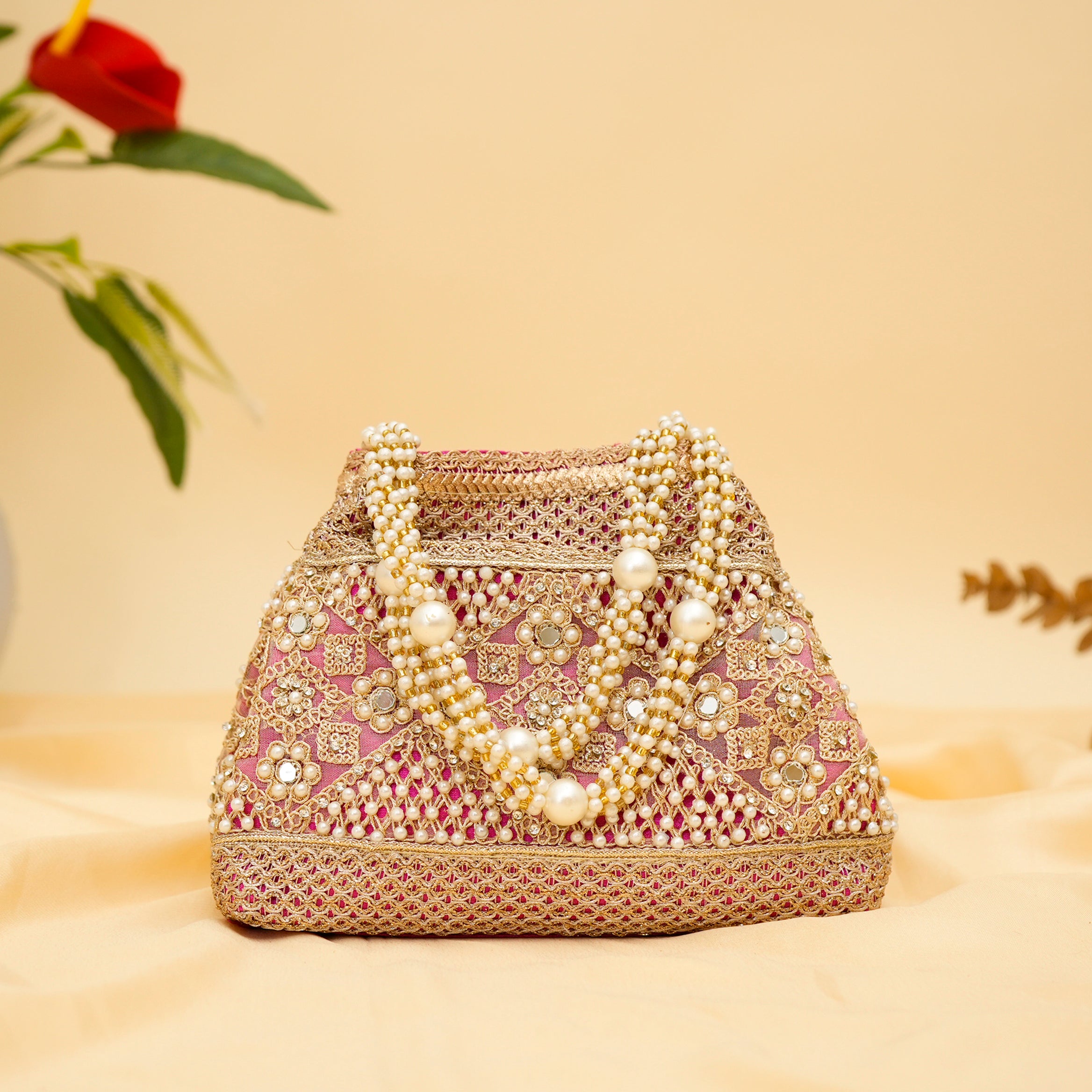 Pearl Elegance Potli