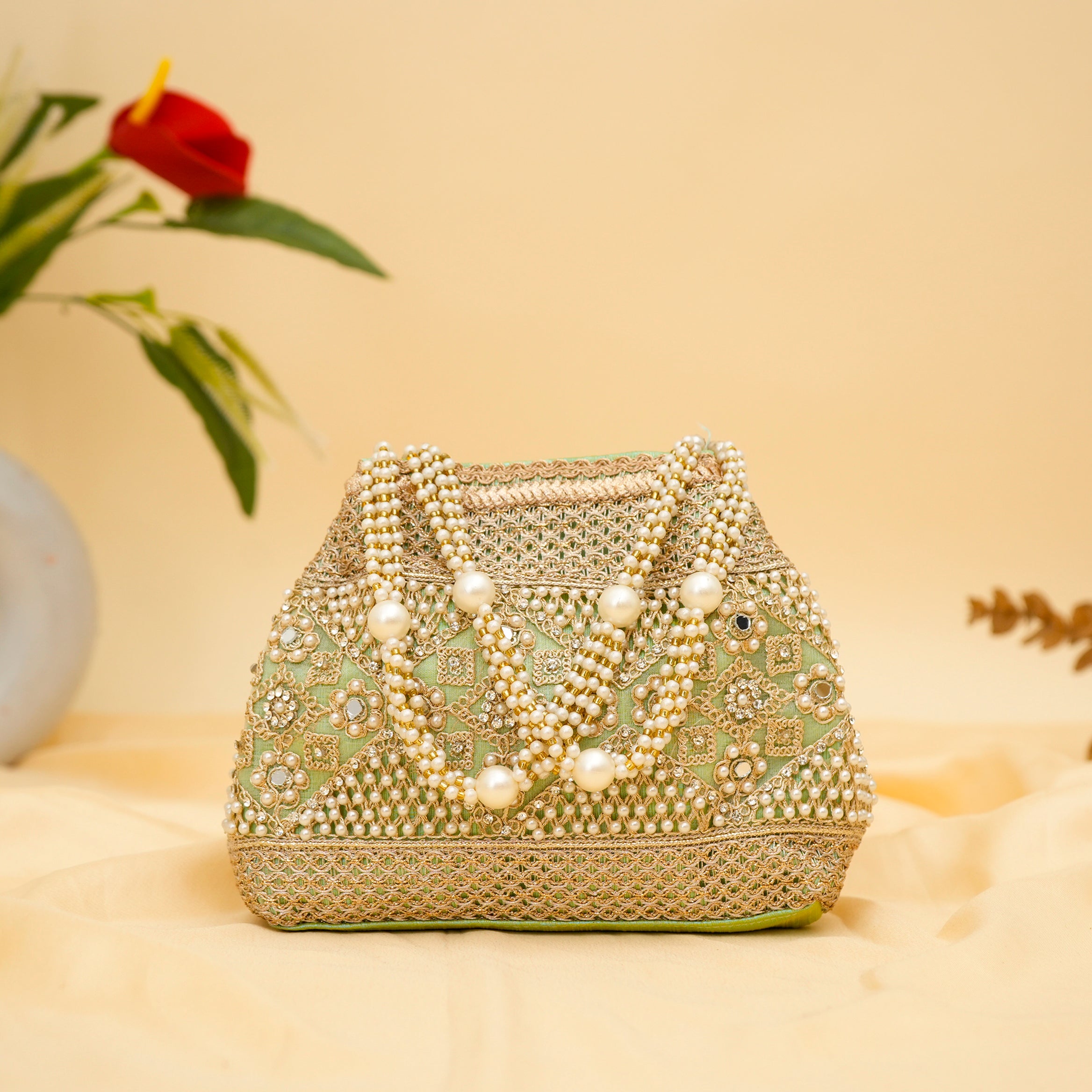 Pearl Elegance Potli