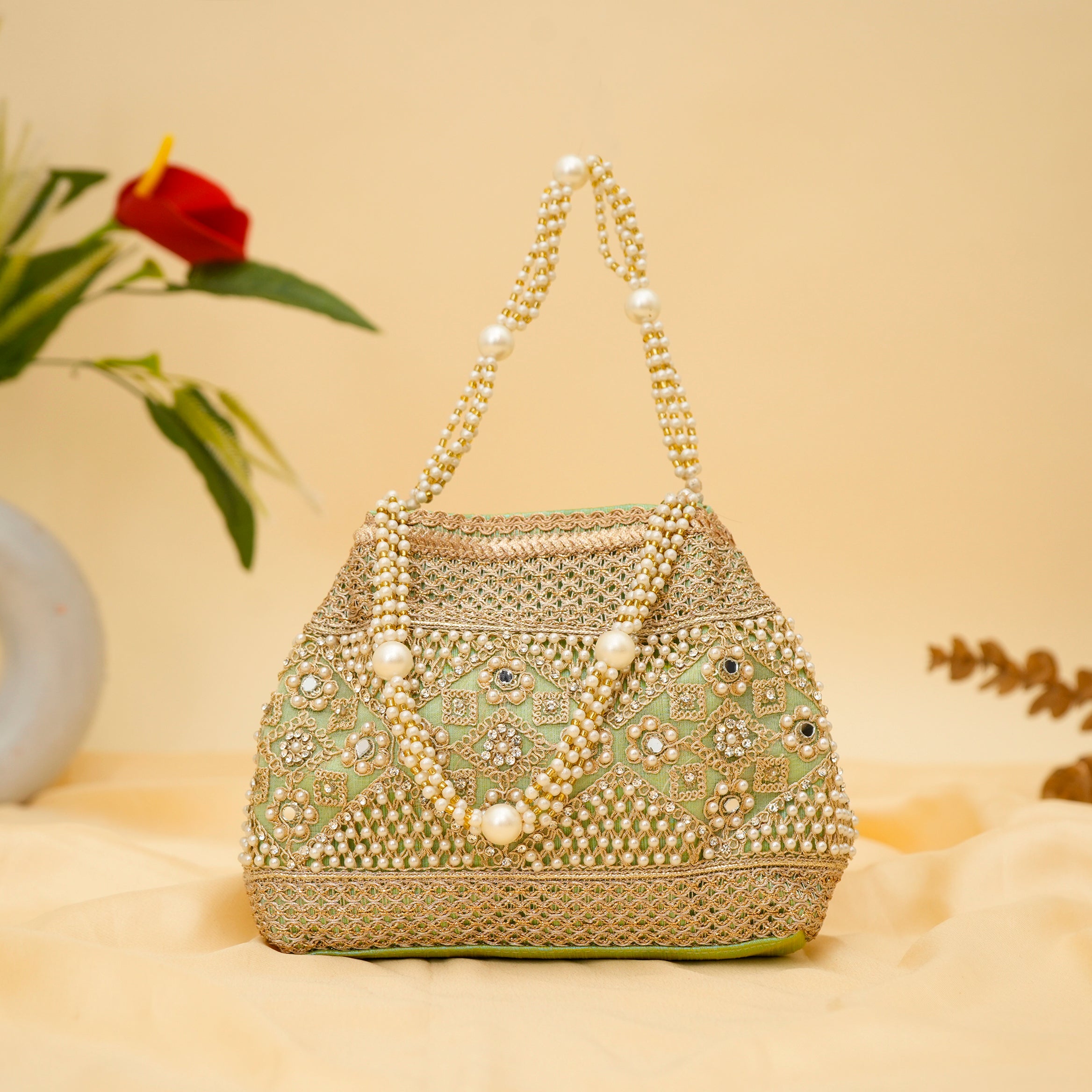 Pearl Elegance Potli