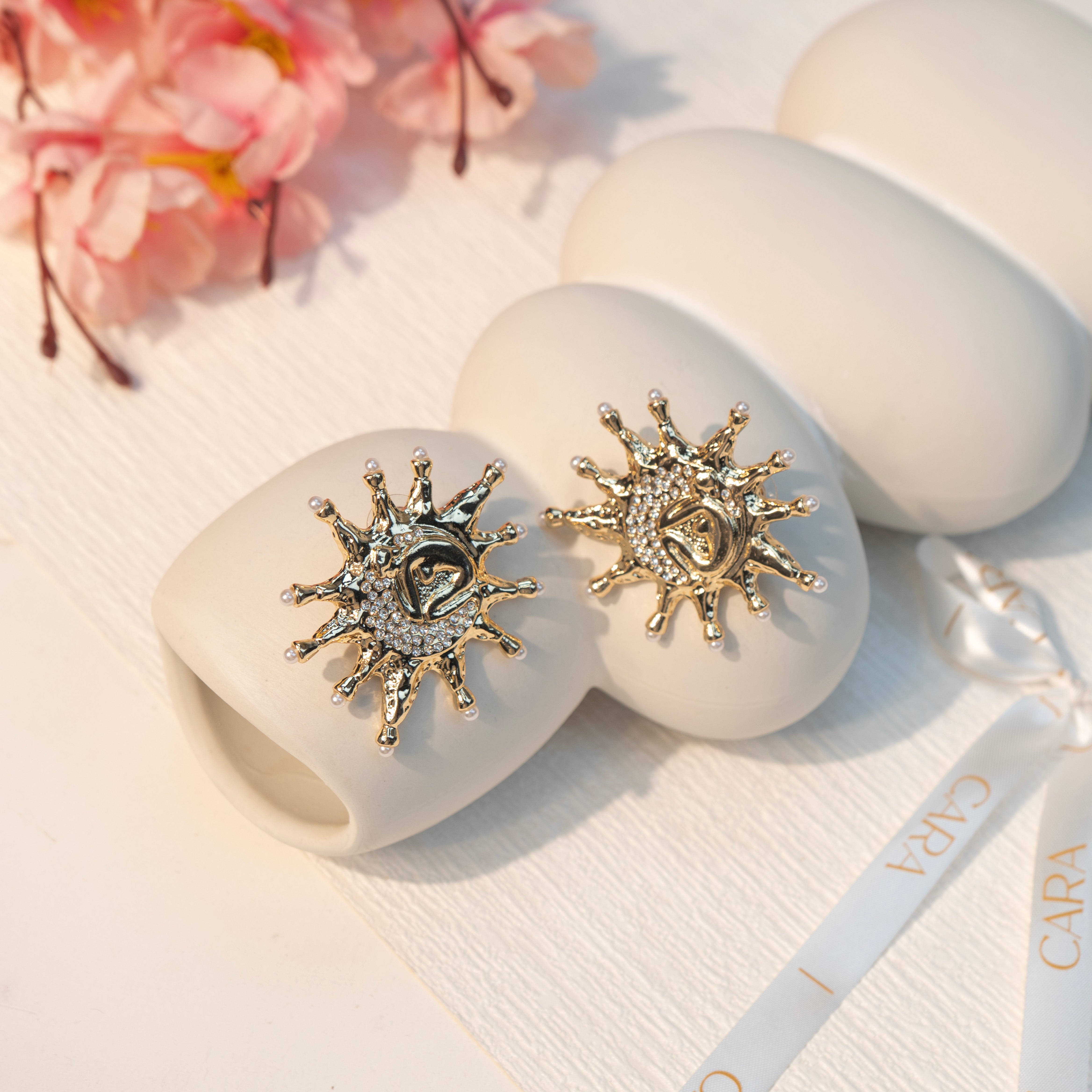 Gallery Edge Earrings