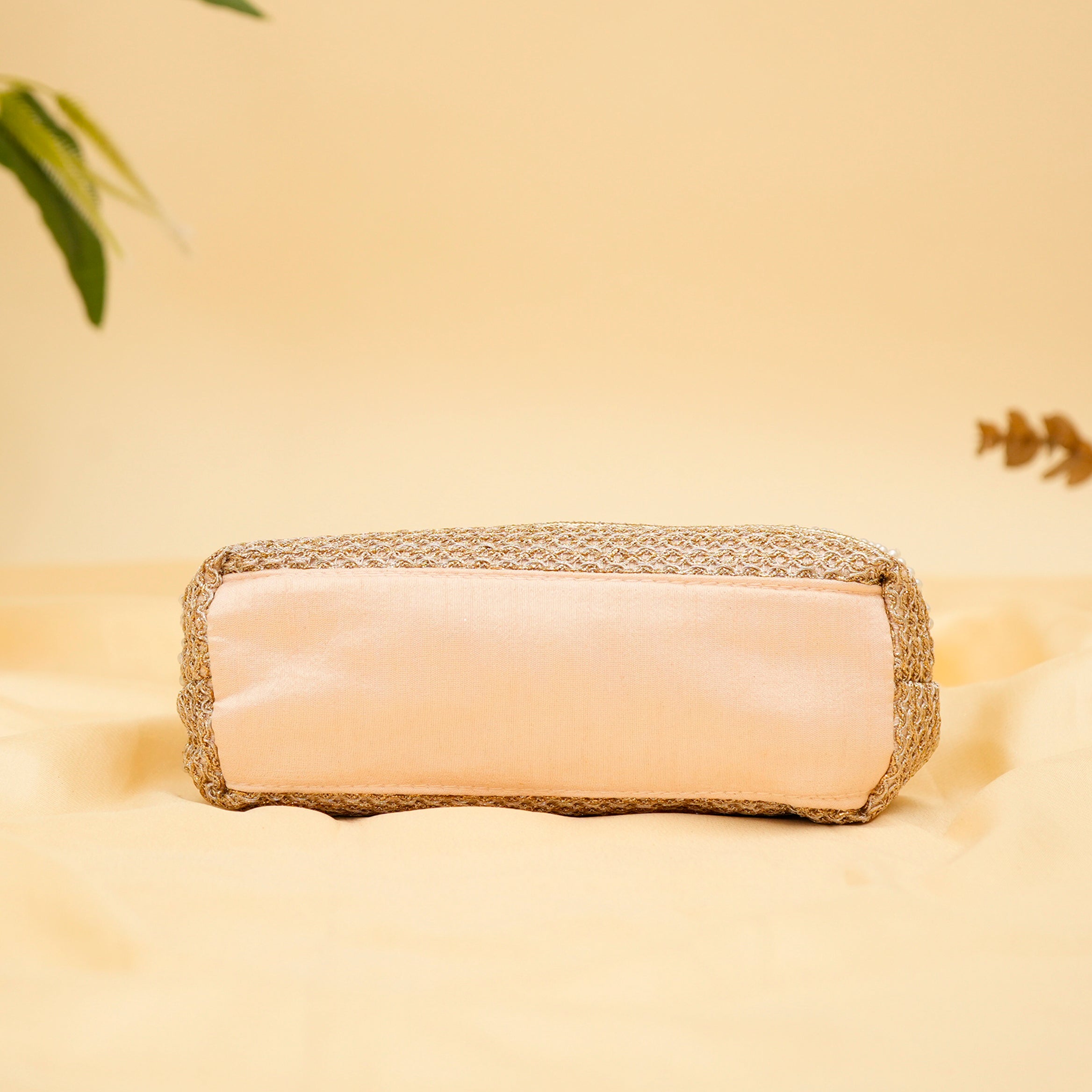 Pearl Elegance Potli