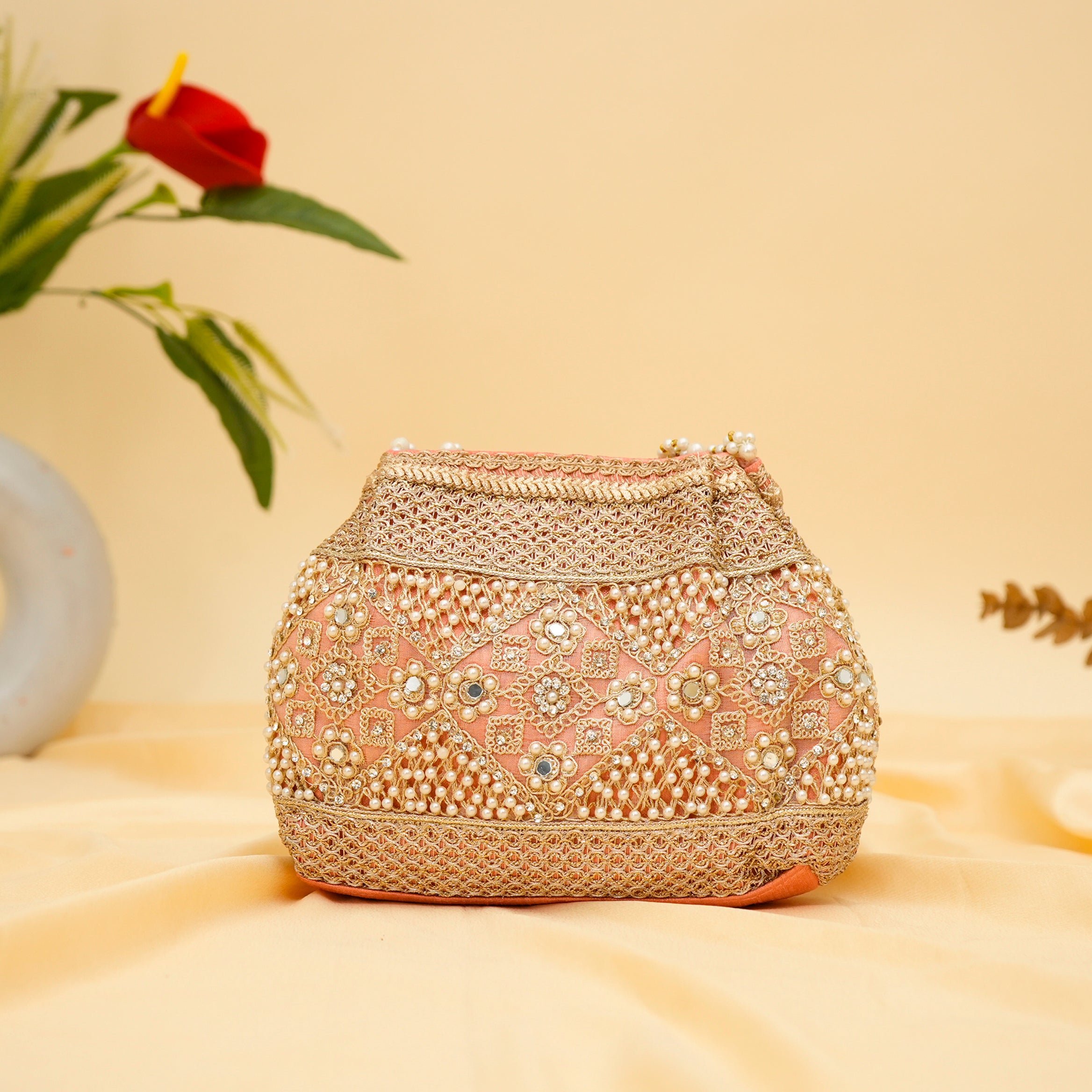 Pearl Elegance Potli