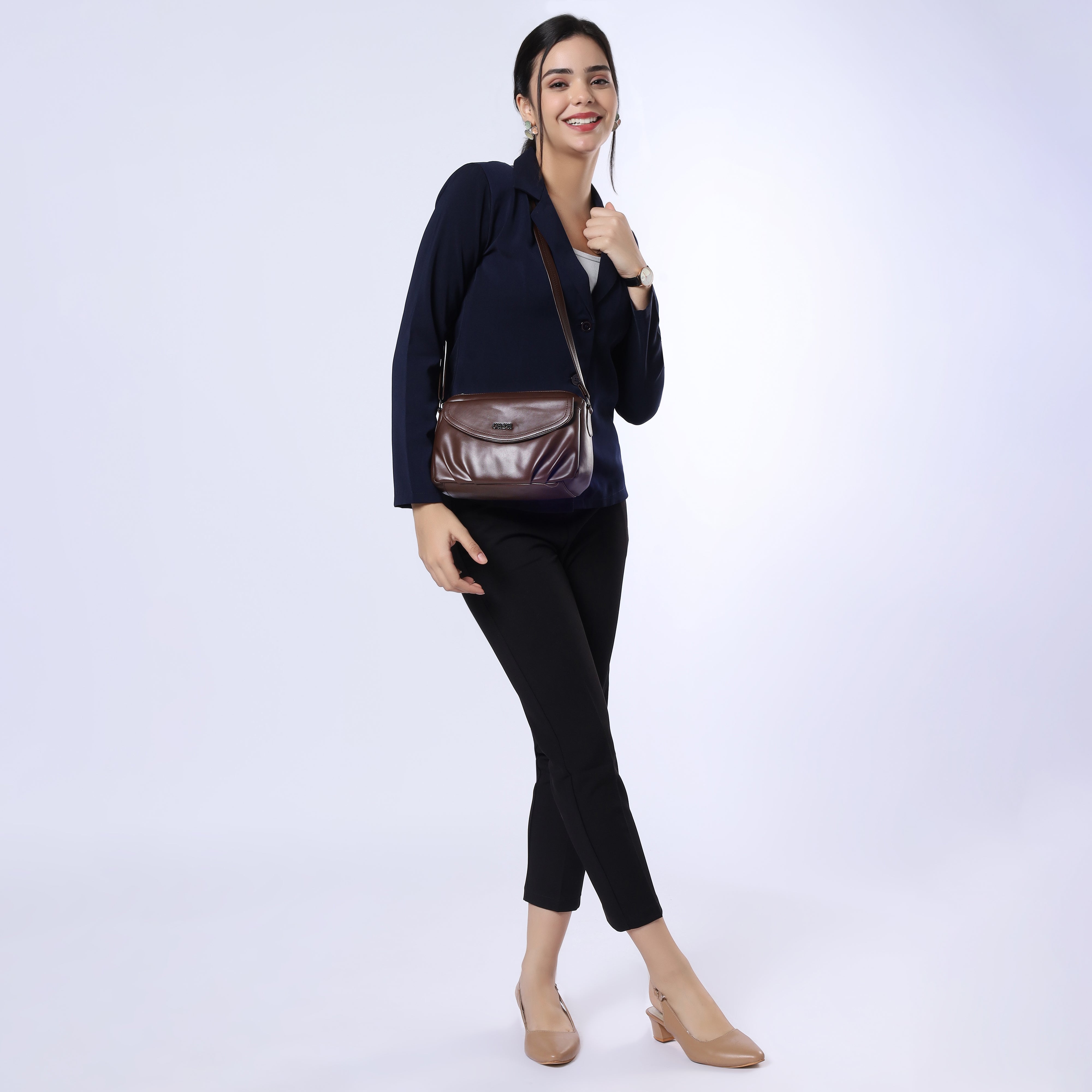 Brown Simplify Sling | Cara