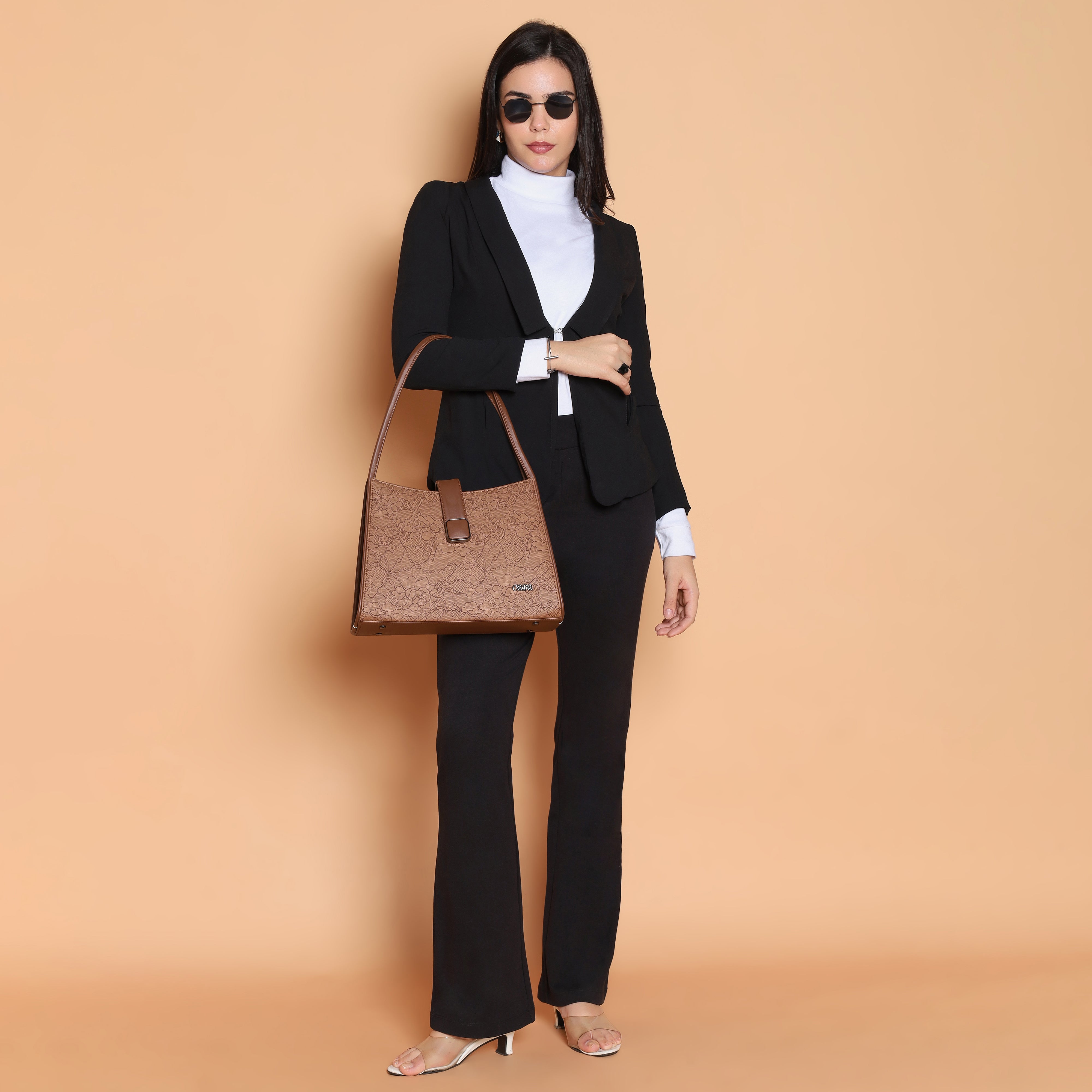 Tan Tote-ally Yours | Cara