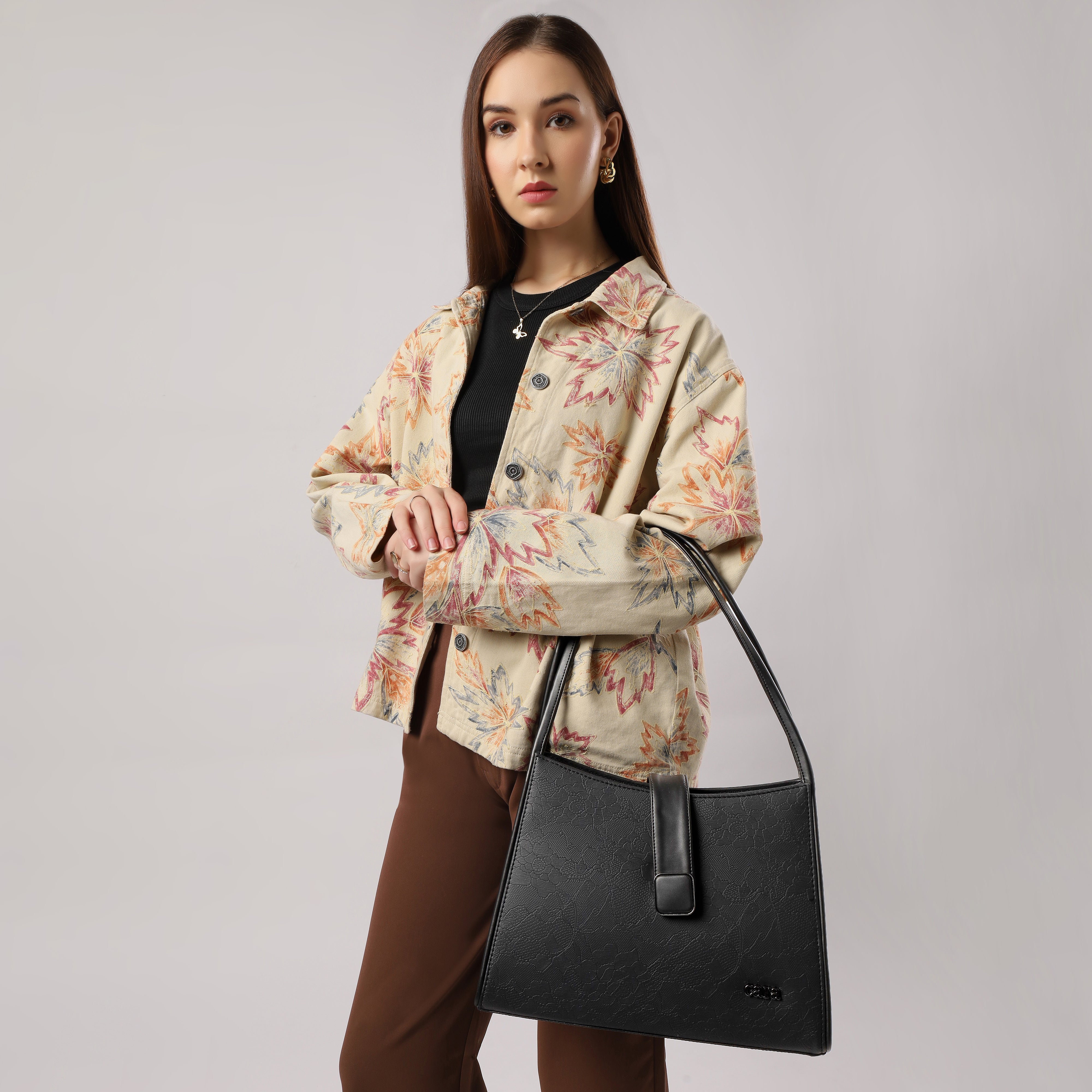 Black Tote-ally Yours | Cara