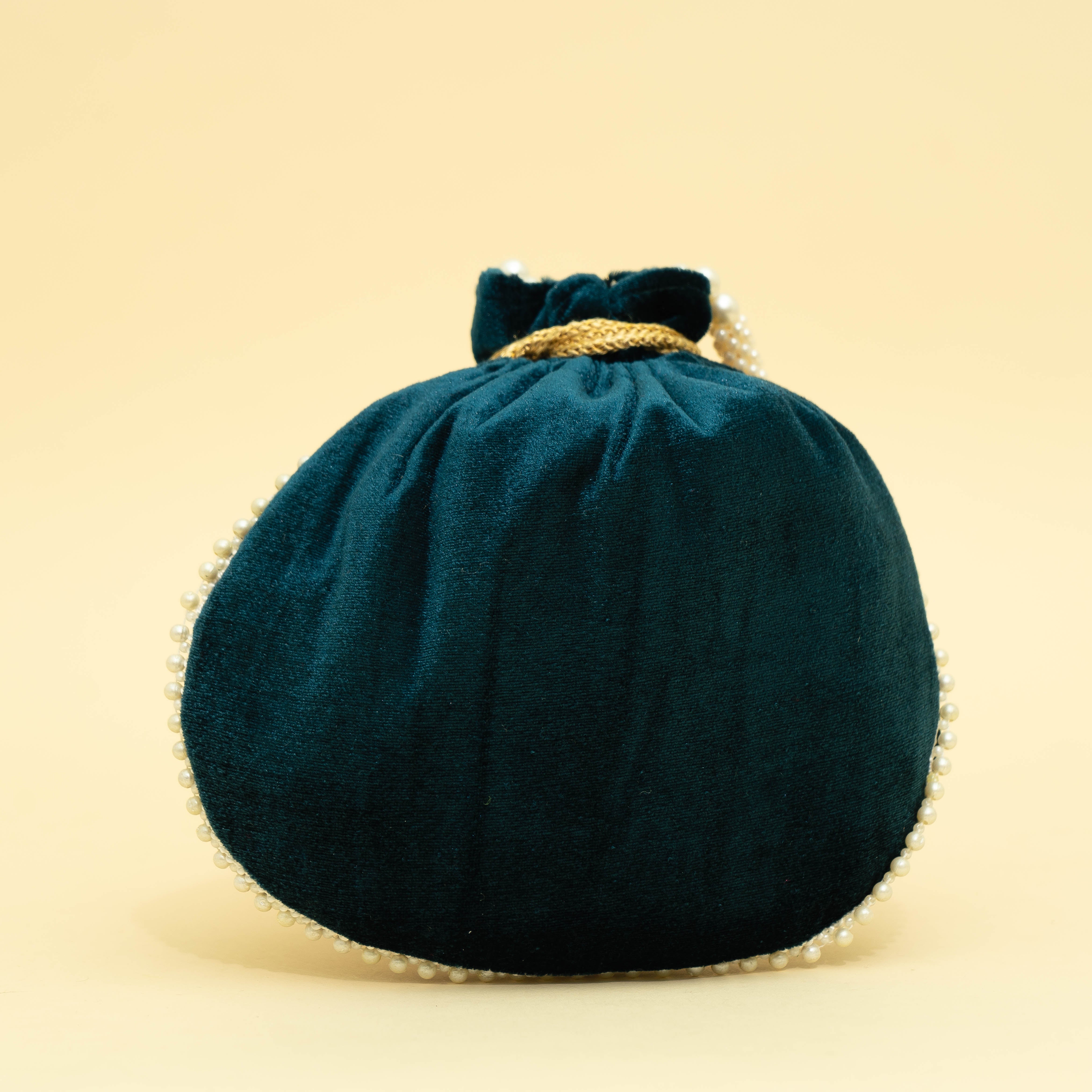 Majestic teal blue Charm | Cara