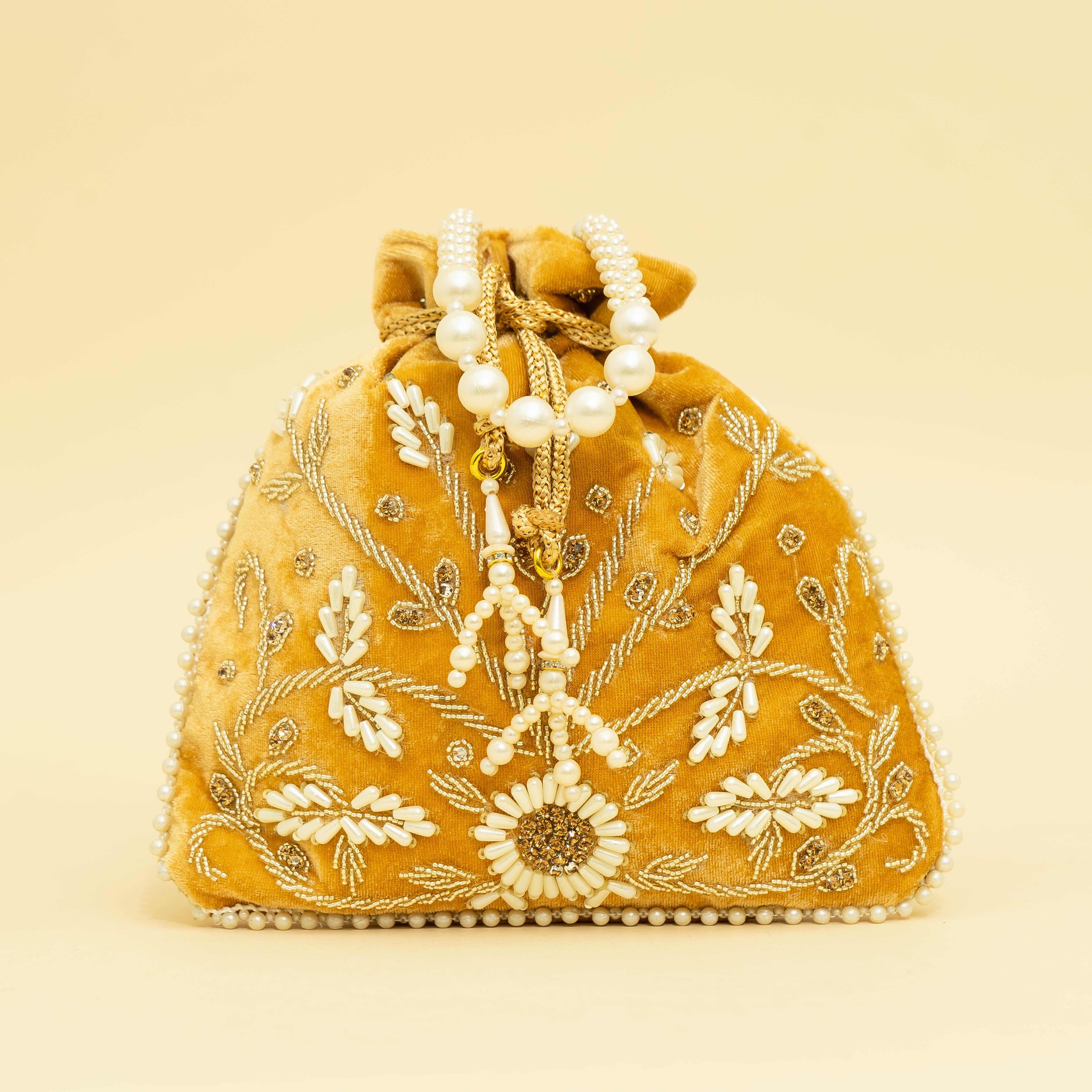 Yellow Twist of Tradition | Cara