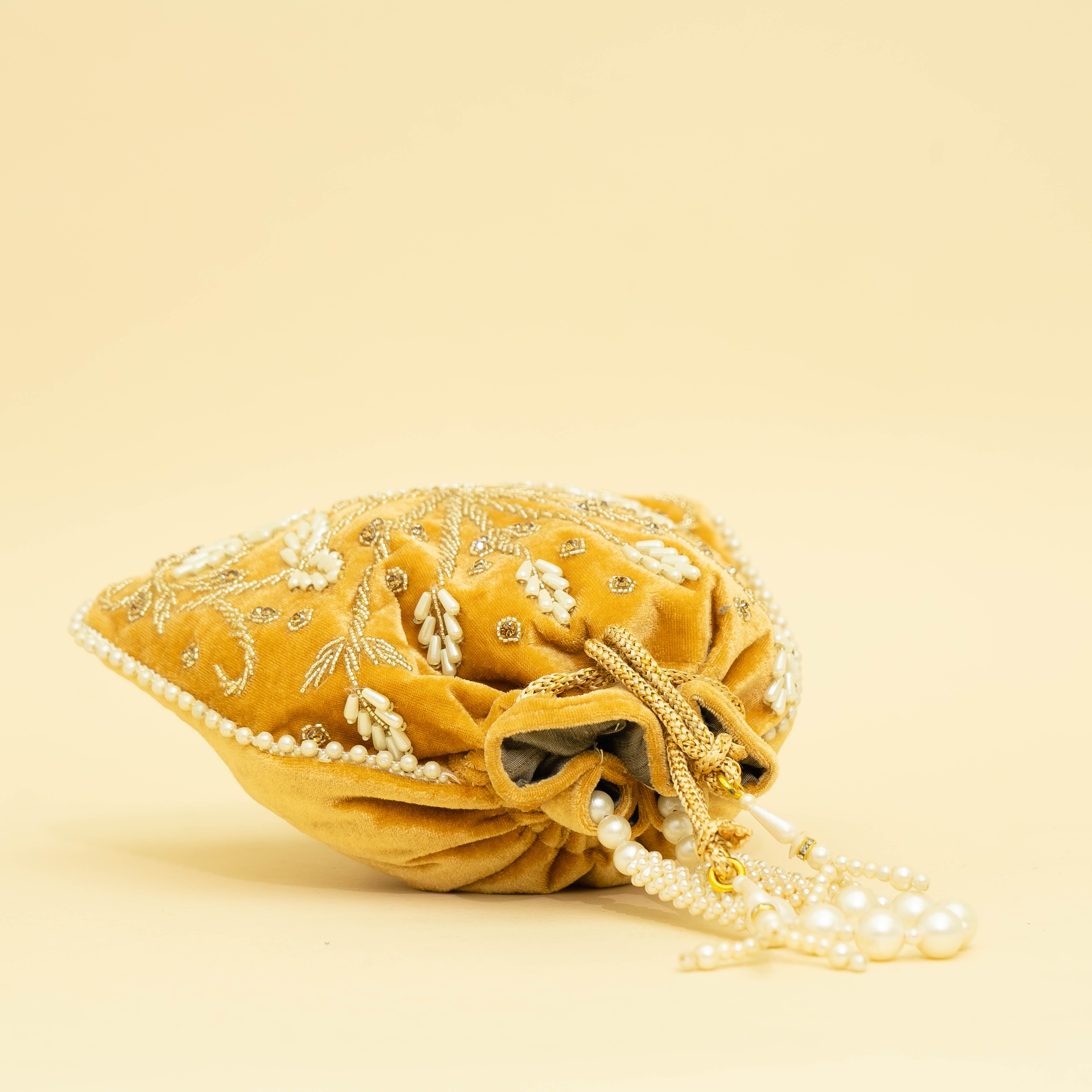 Yellow Twist of Tradition | Cara