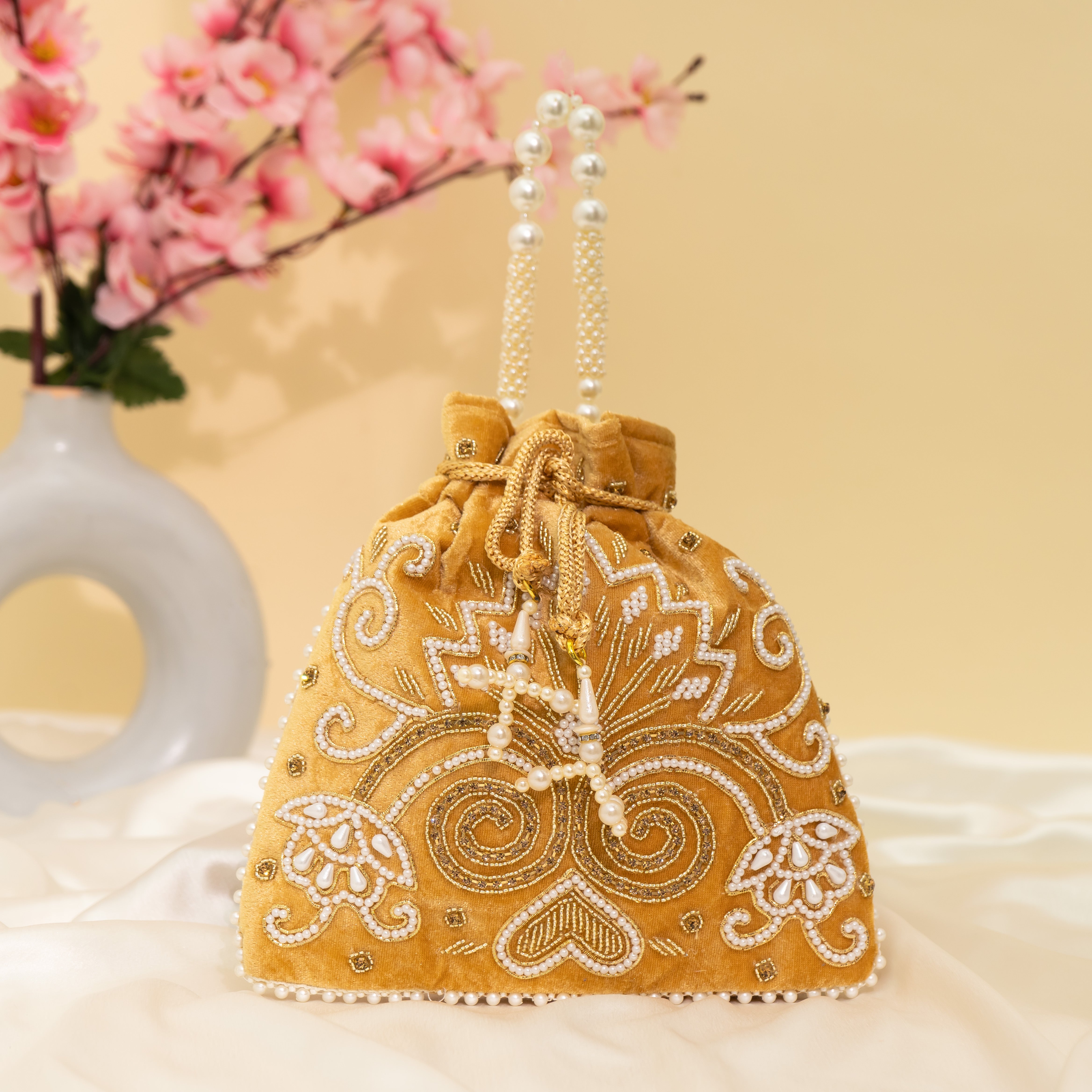 Pearlstone Radiance Potli