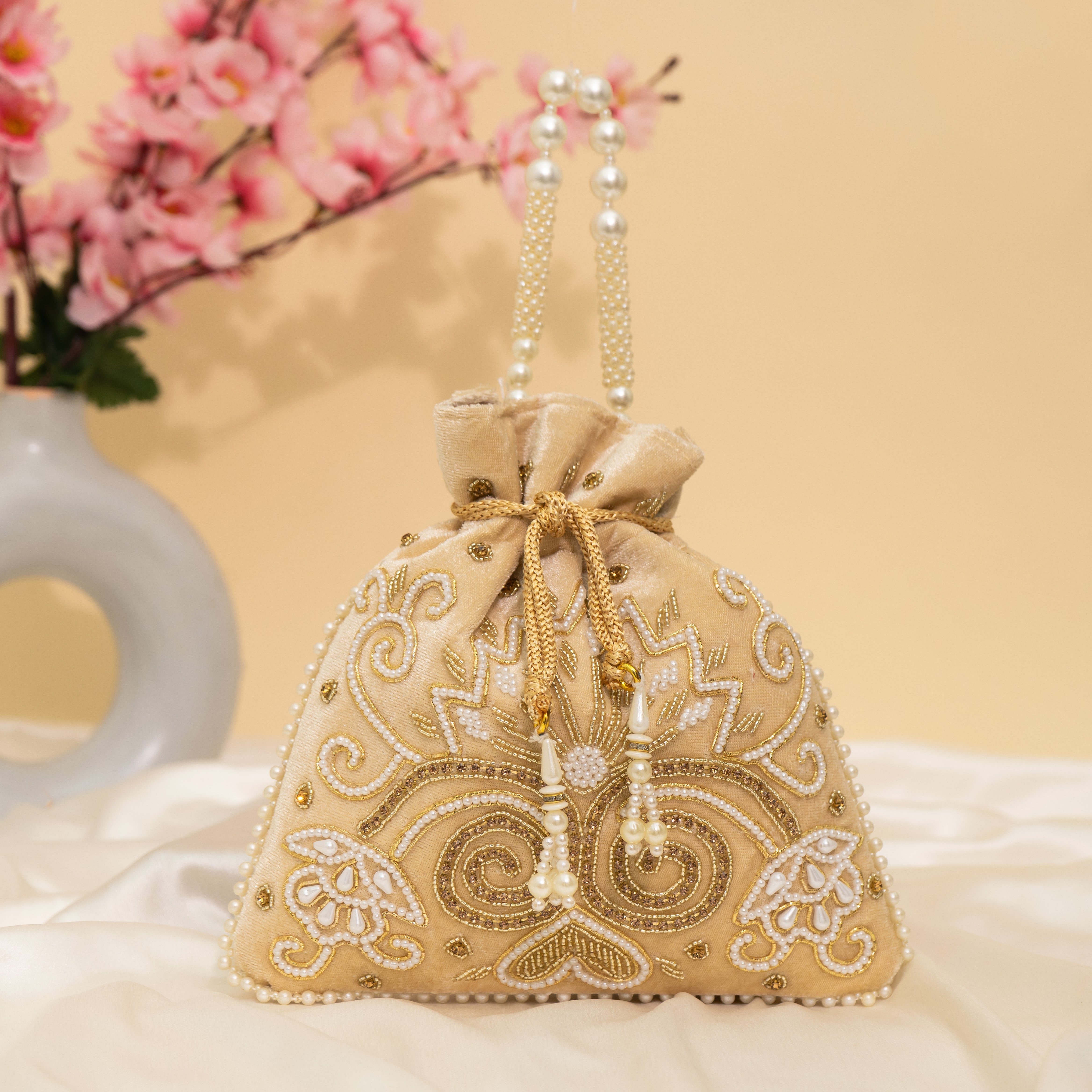 Pearlstone Radiance Potli