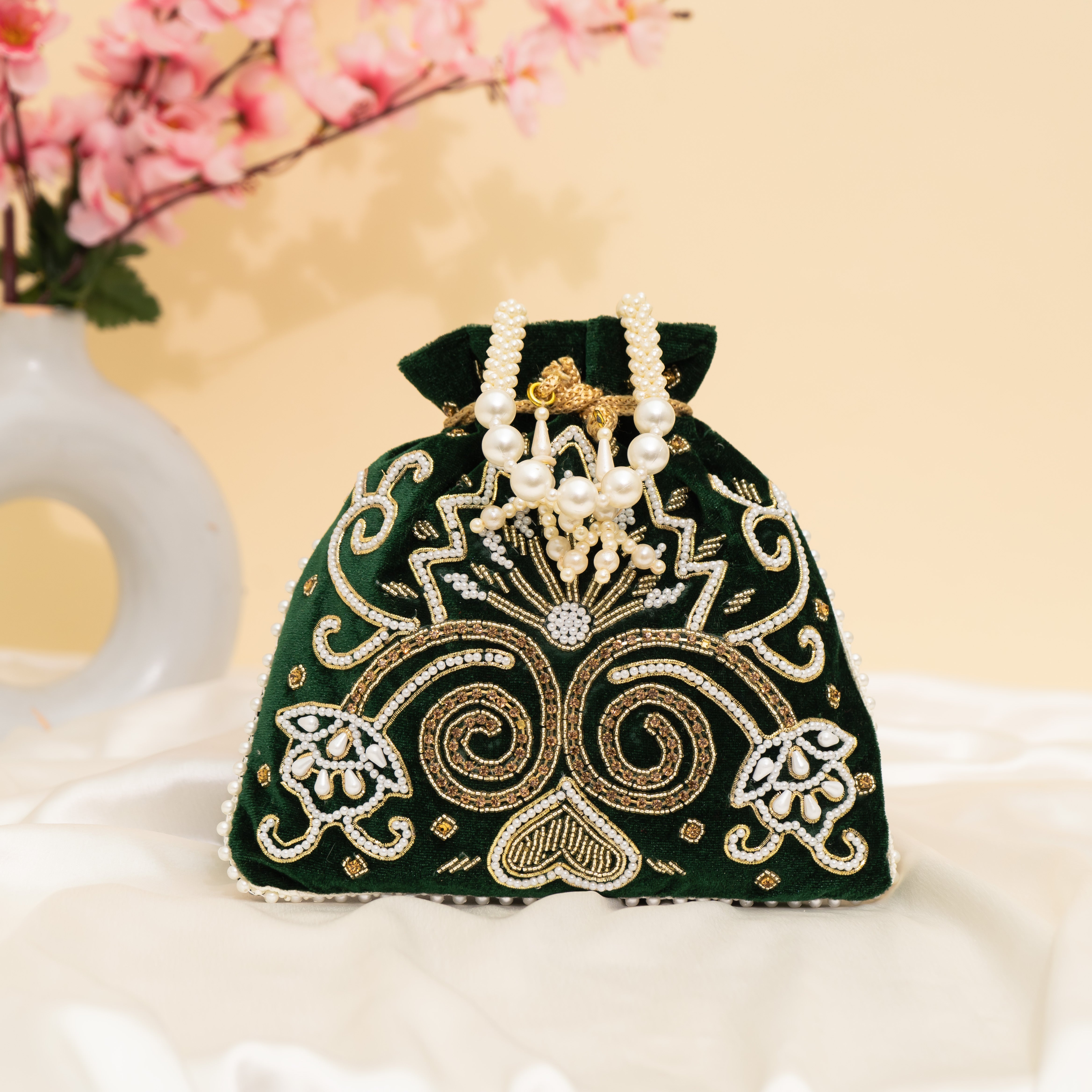 Pearlstone Radiance Potli