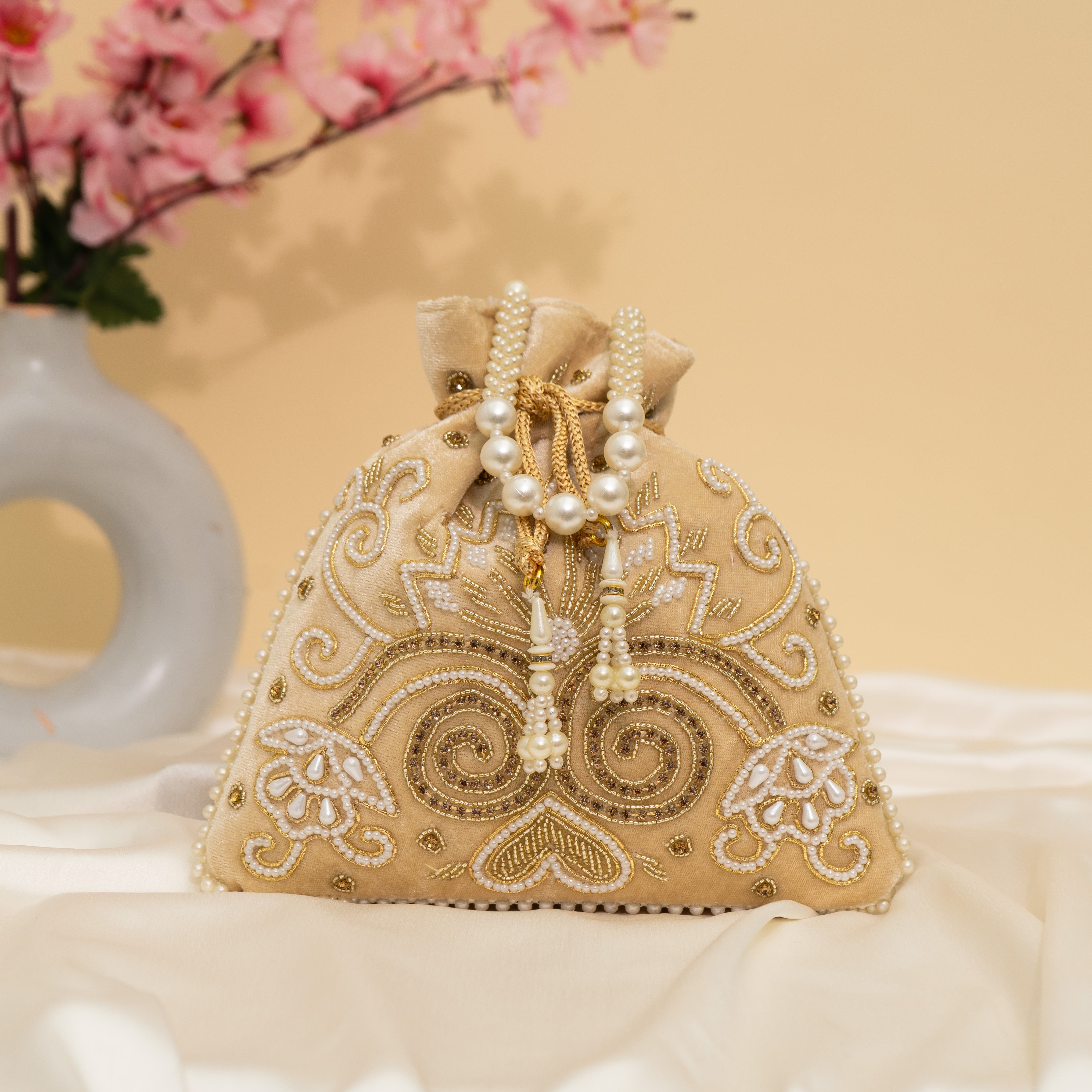 Pearlstone Radiance Potli