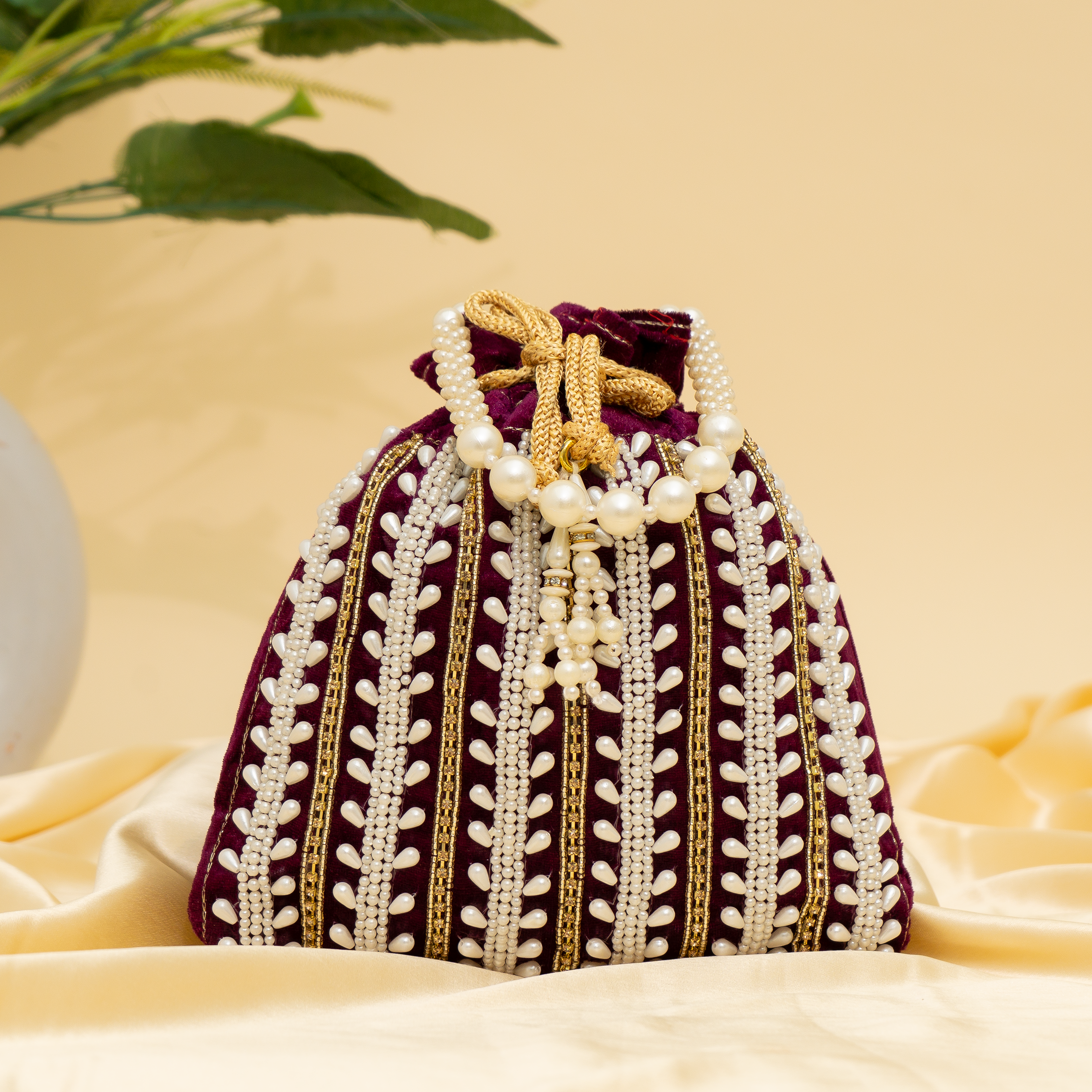 wine Pearl Majesty potli | cara