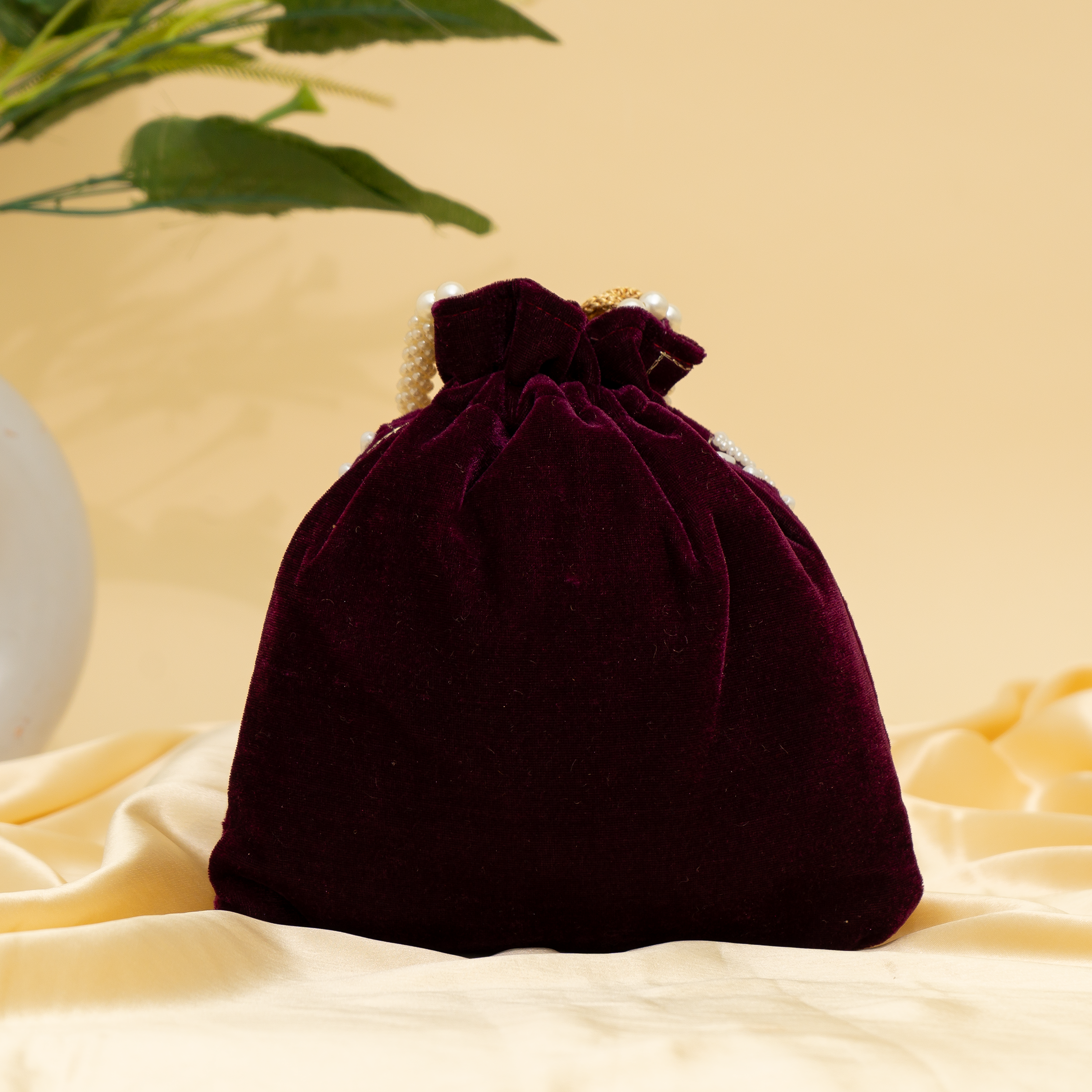 wine Pearl Majesty potli | cara