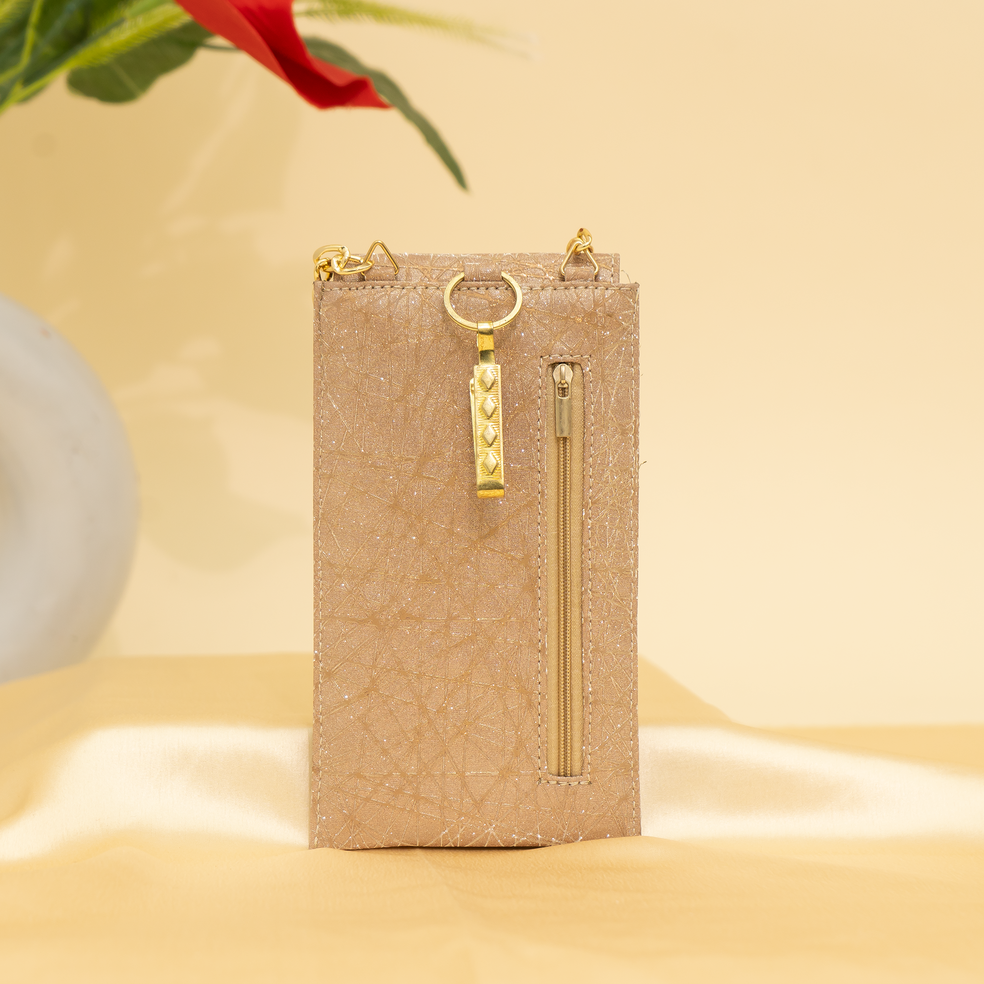 rose gold Gleam Chain Mobile Sling| cara